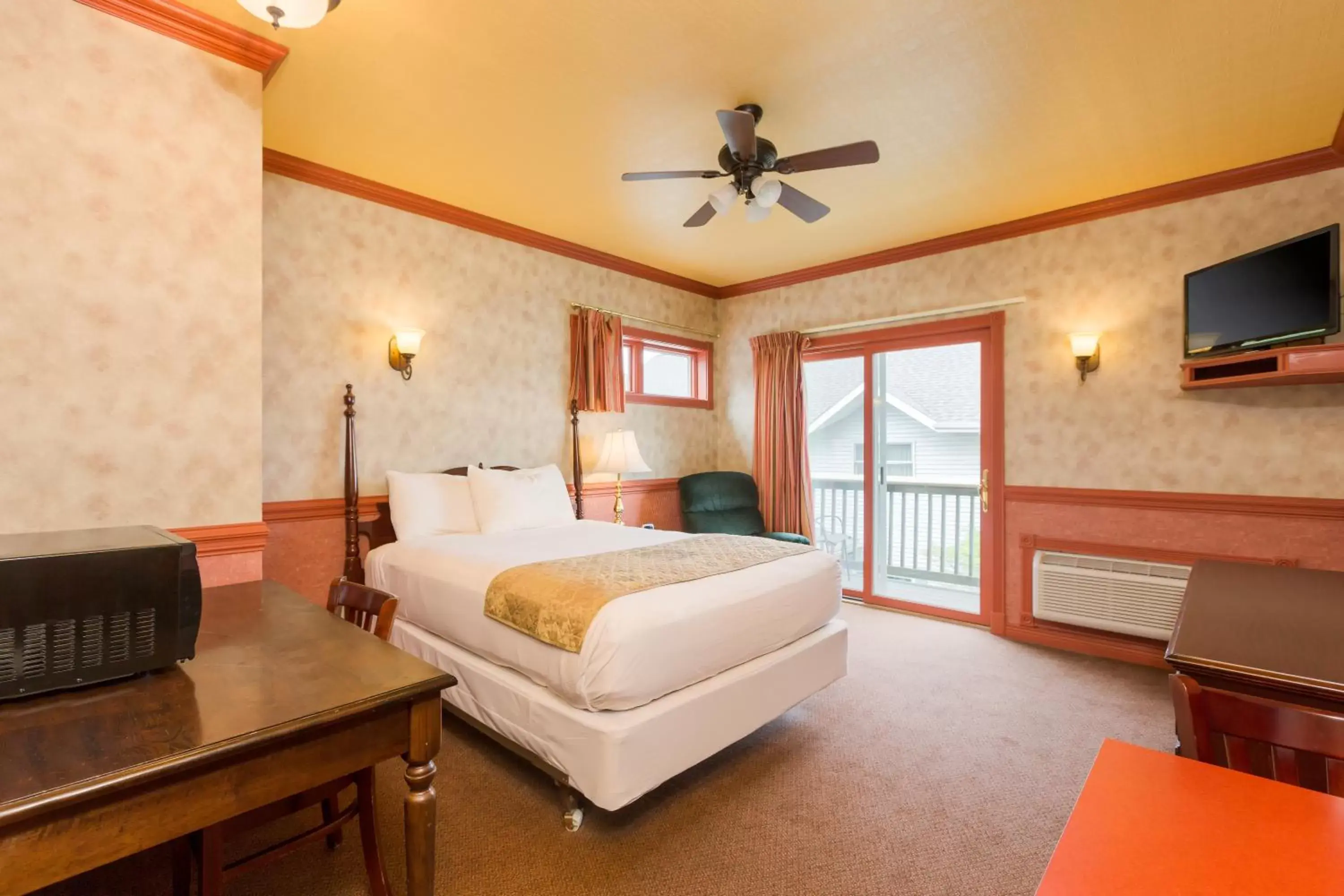 TB Lake View in The Blue Heron Inn TB Lake View in The Blue Heron Inn