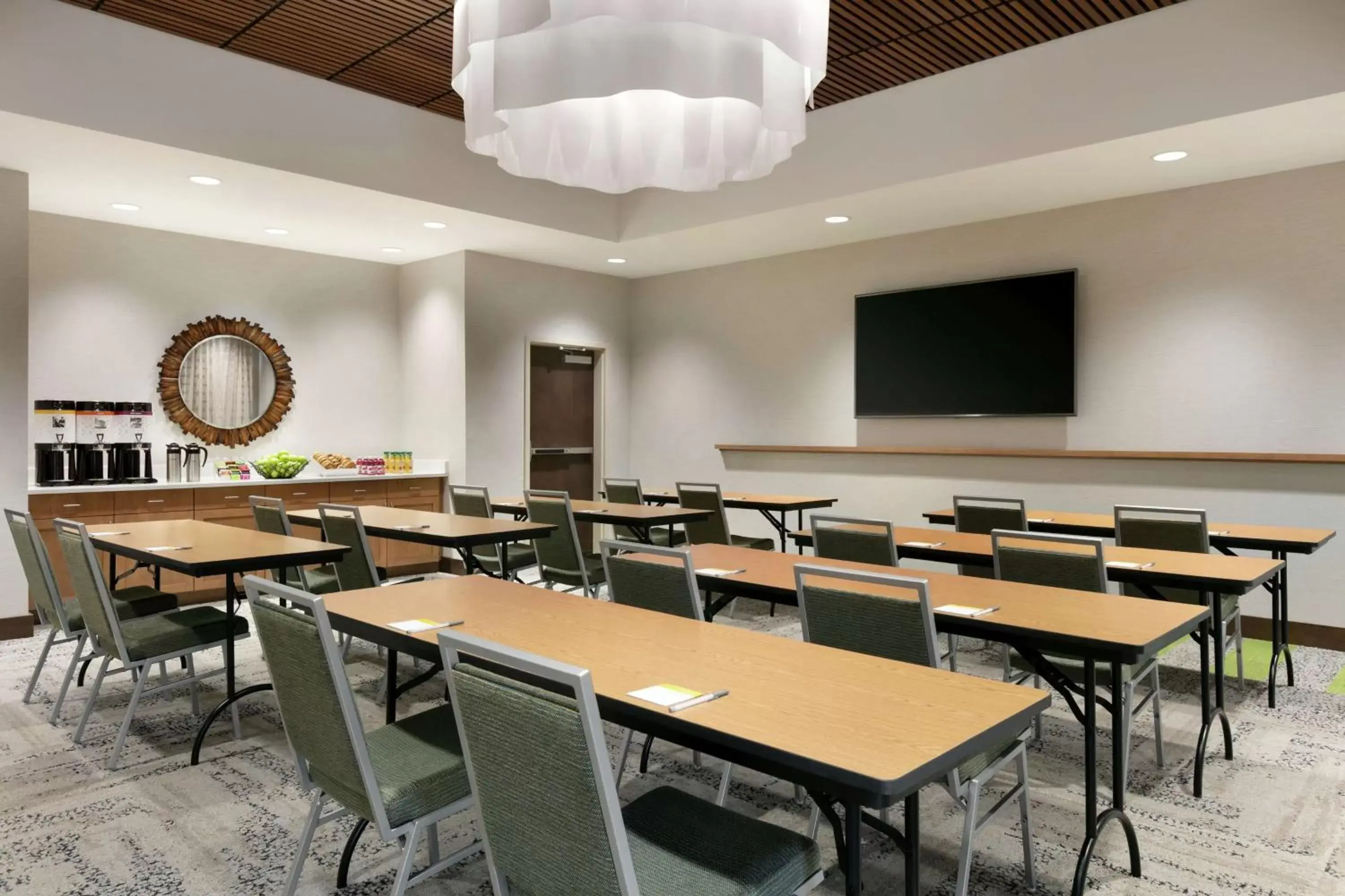 Meeting/conference room in Hampton Inn And Suites By Hilton Johns Creek