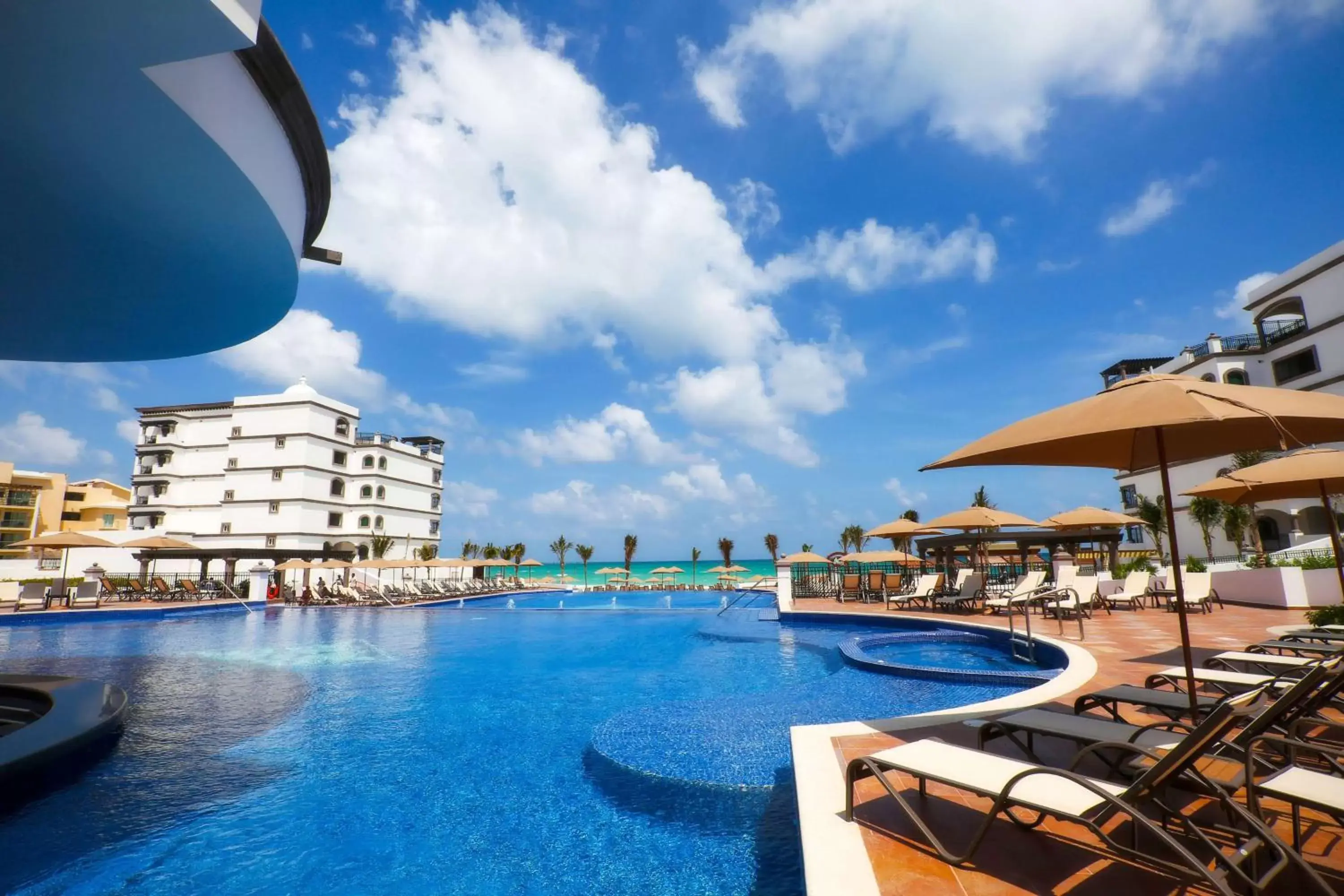 Activities, Swimming Pool in Grand Residences Riviera Cancun, All Inclusive