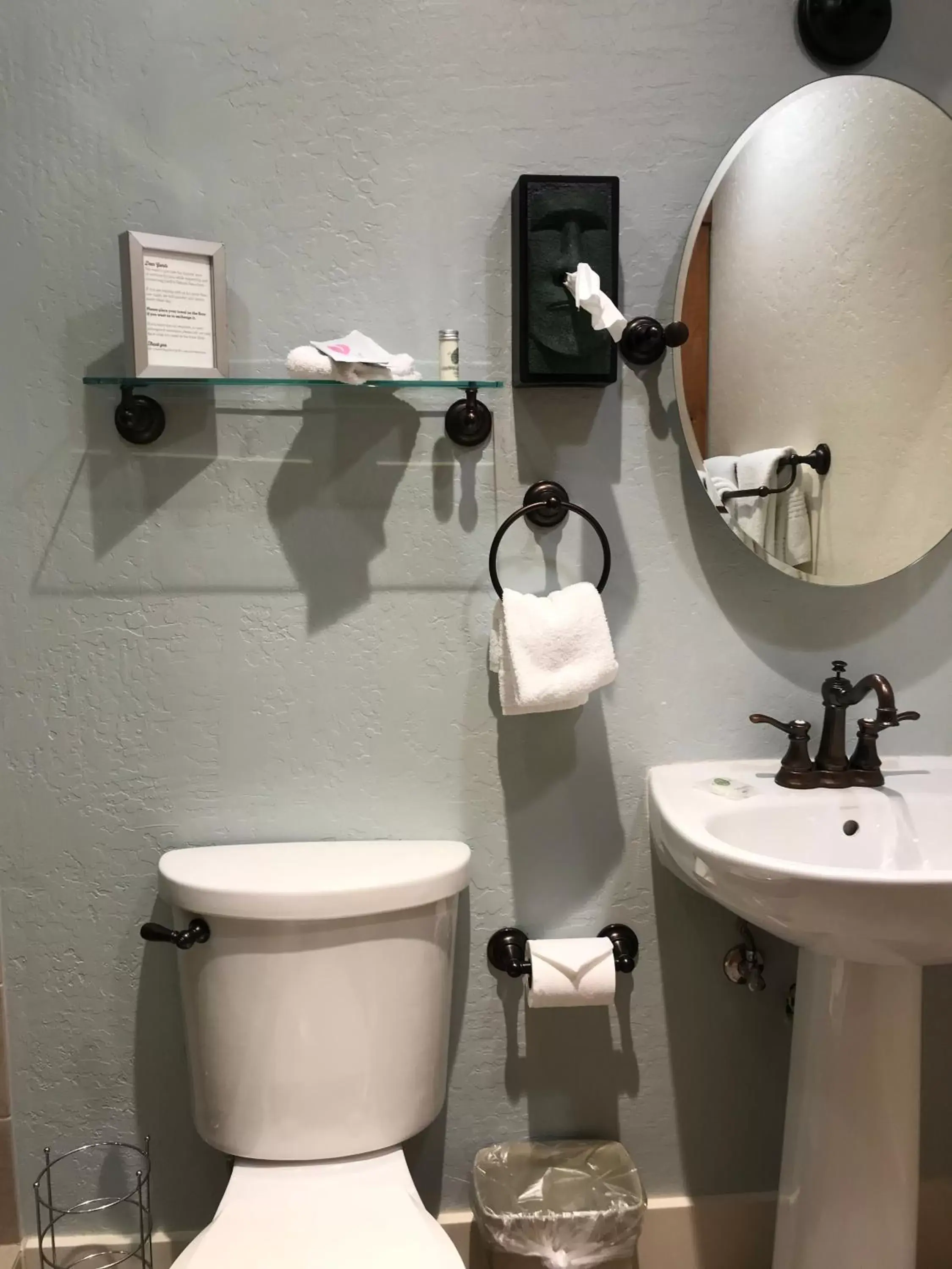 Toilet, Bathroom in Hotel Sutter