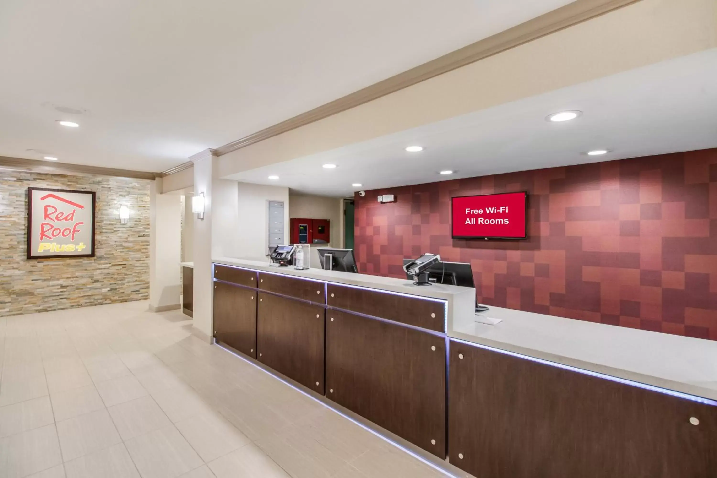 Lobby or reception, Lobby/Reception in Red Roof Inn PLUS+ Dallas - Addison