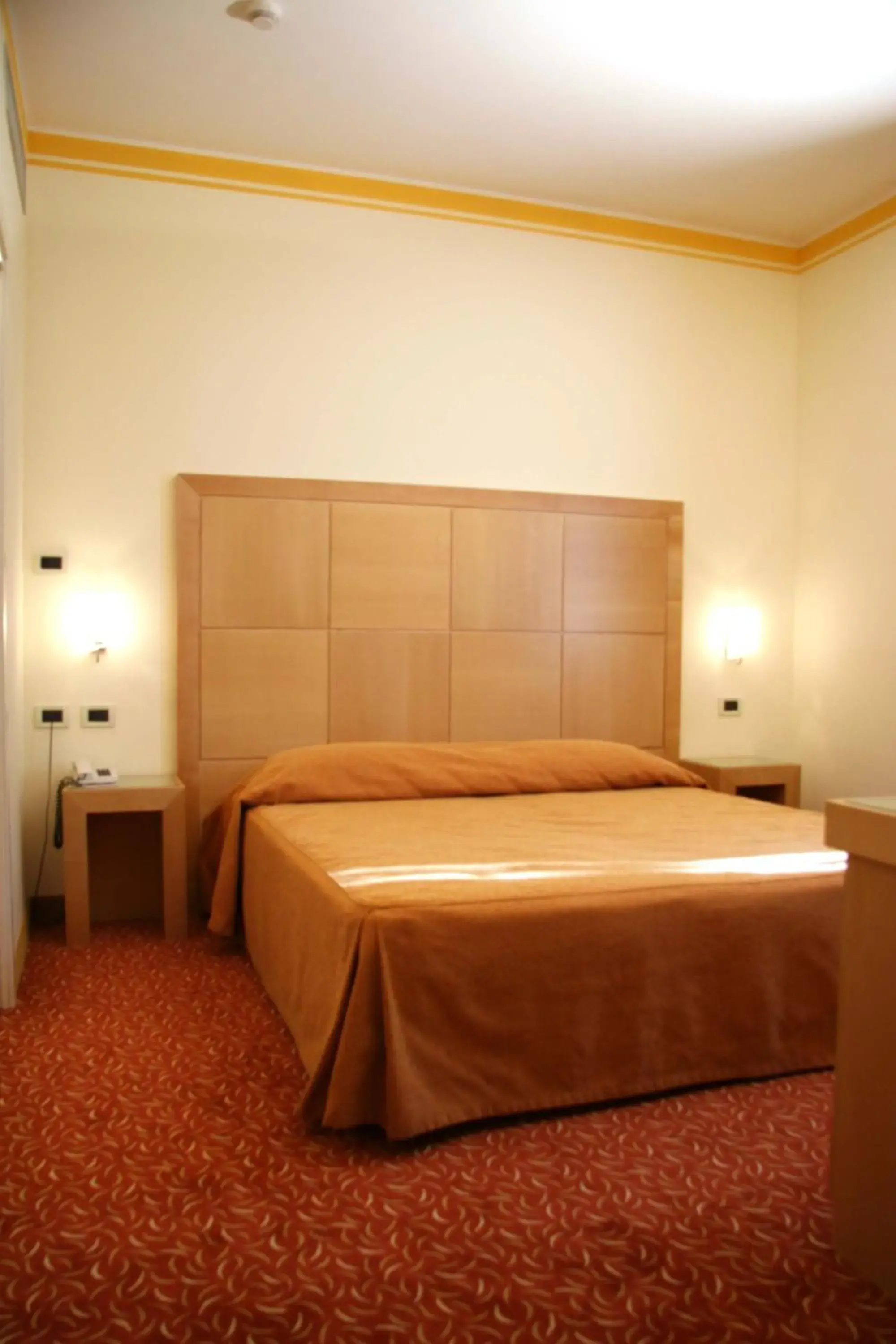 Photo of the whole room, Bed in Hotel Roma