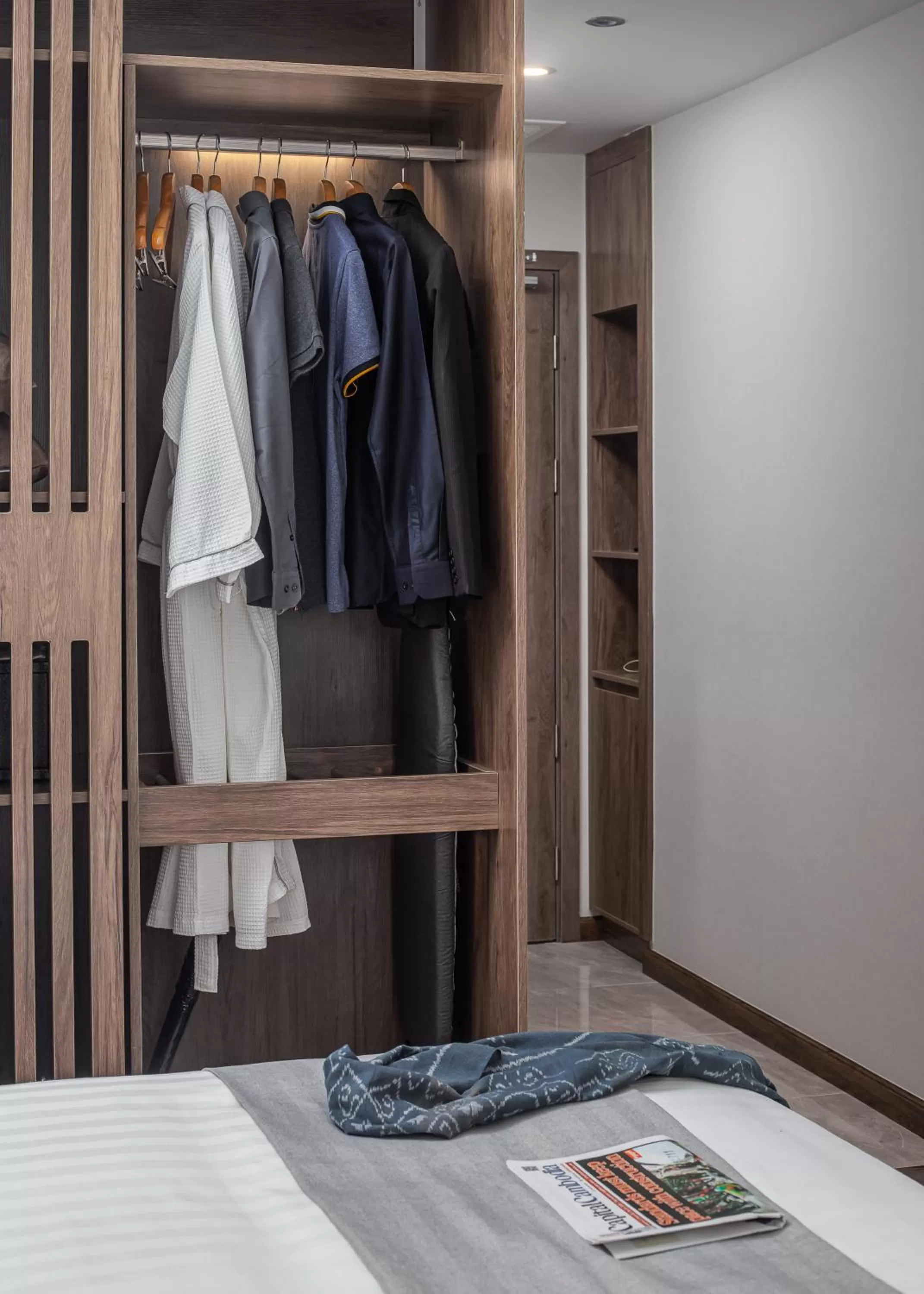 Coffee/tea facilities, Bed in Sensory Park Urban Hotel