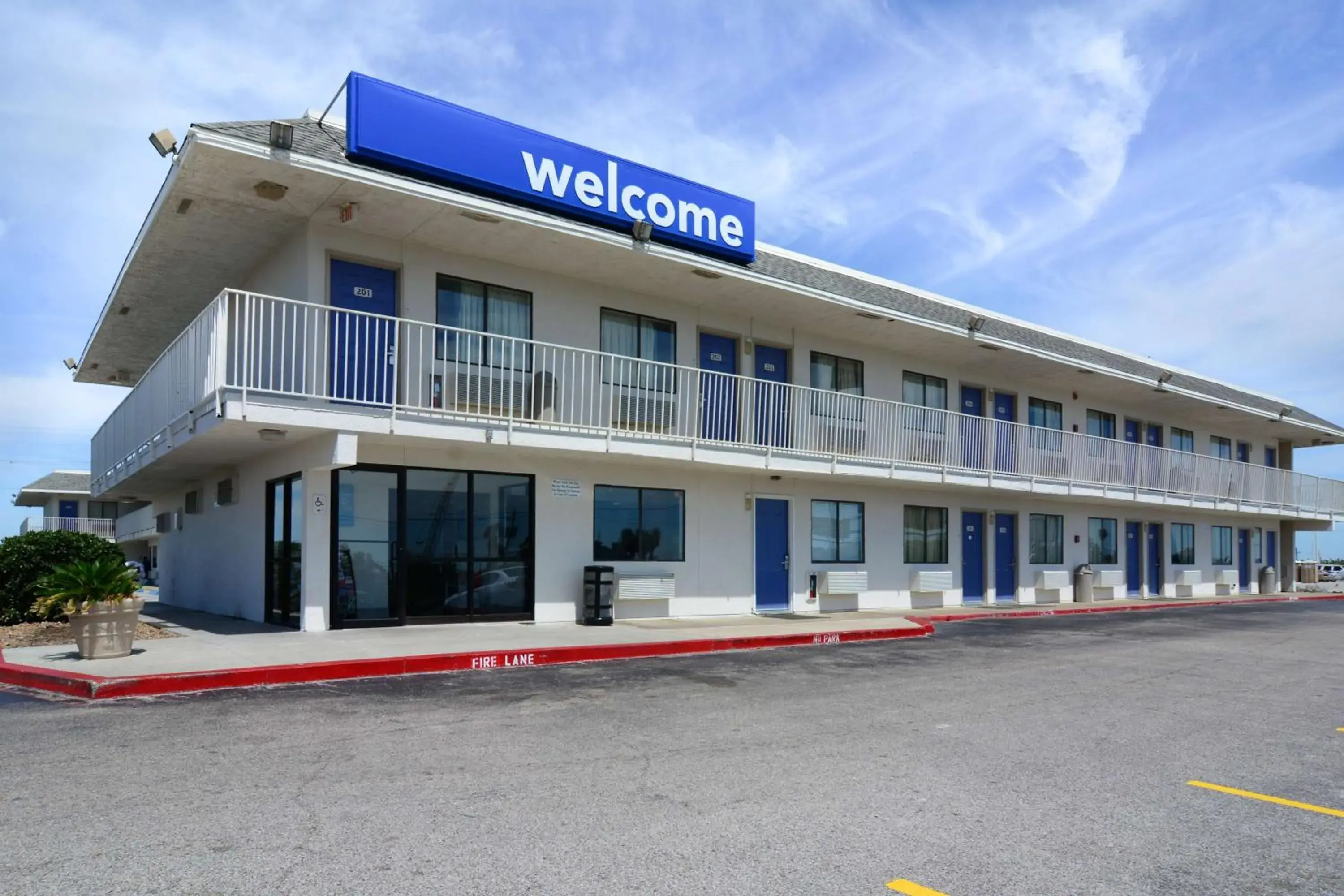 Property building in Motel 6-Galveston, TX Property building in Motel 6-Galveston, TX