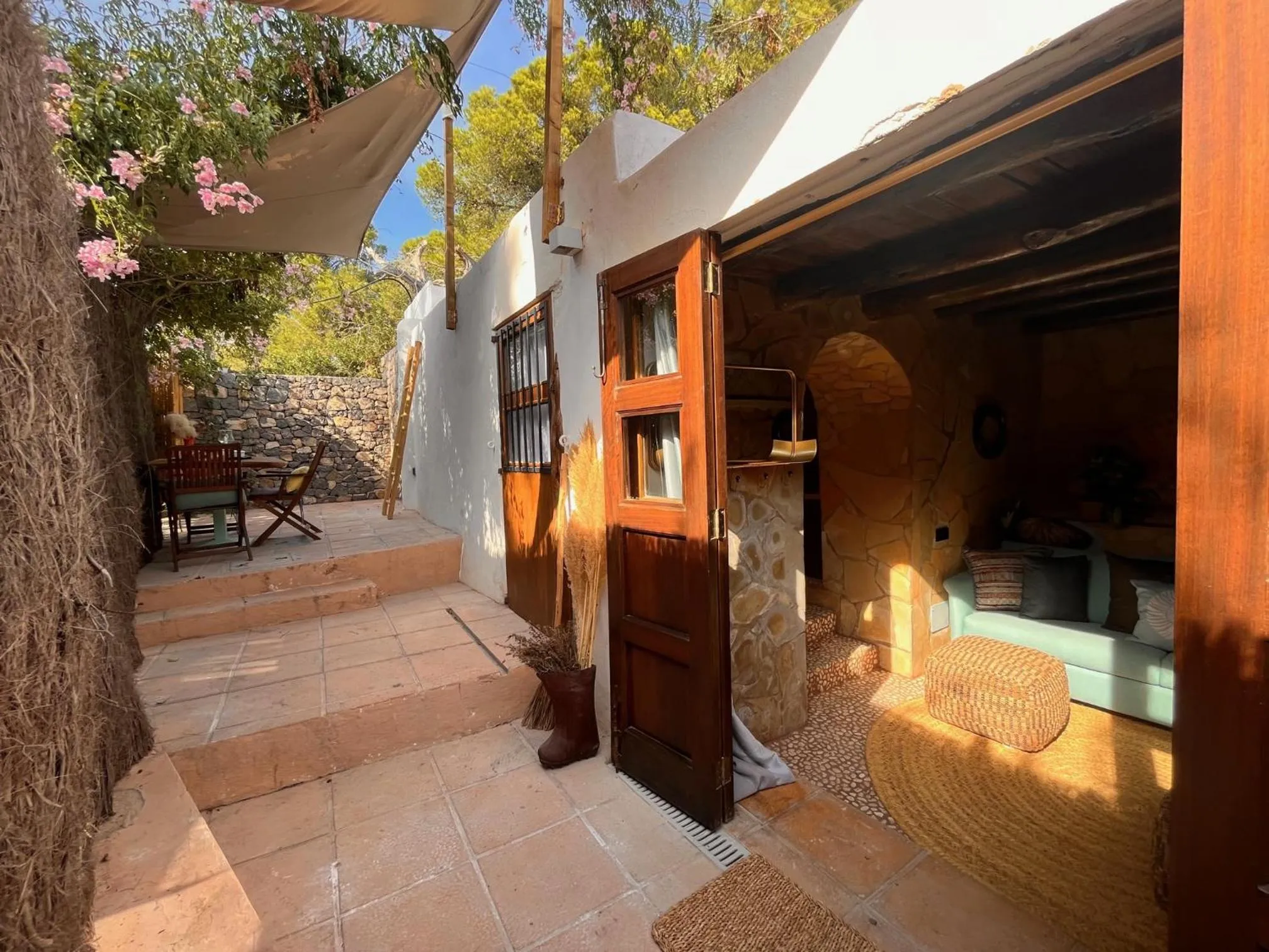 Patio in Boutique Hostal La Curandera de Salinas