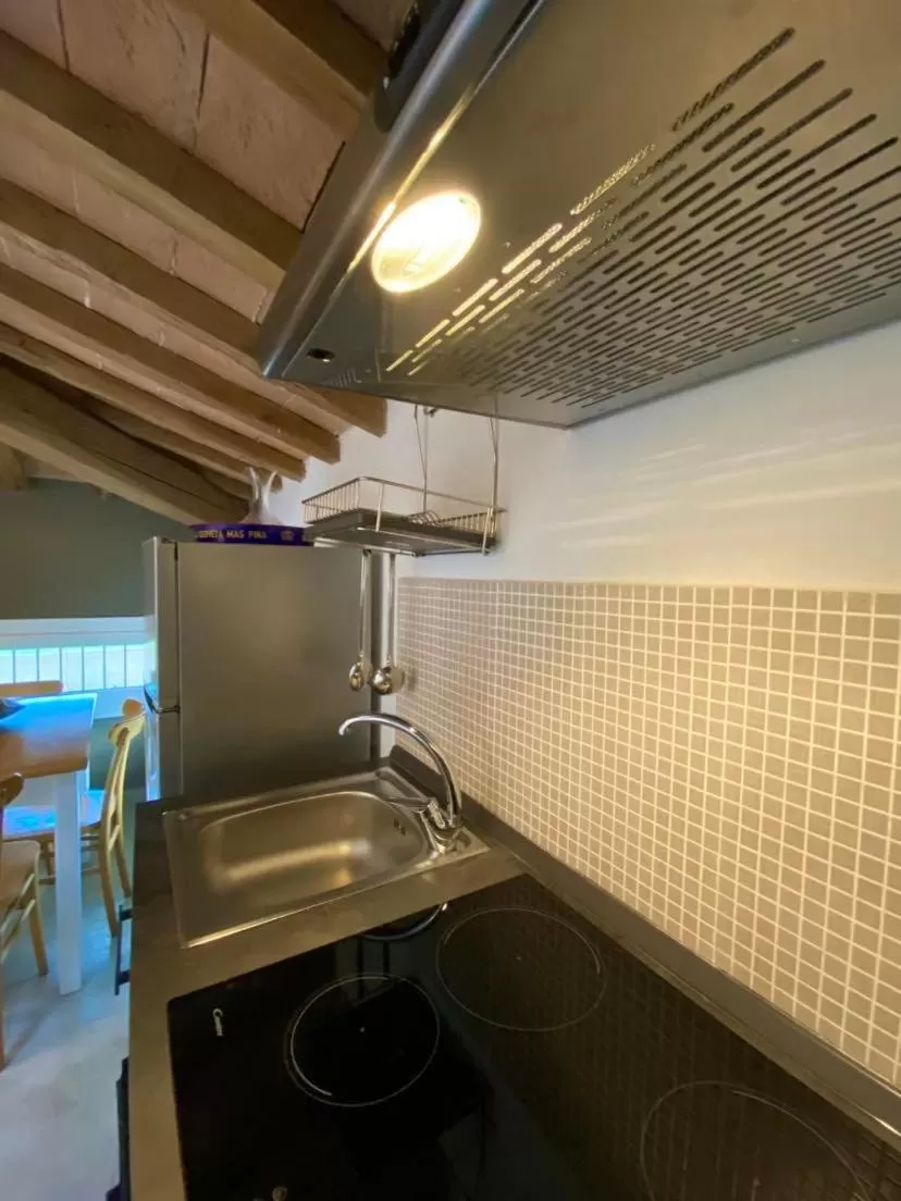 Kitchen/Kitchenette in La Casa di Valeria - Modena