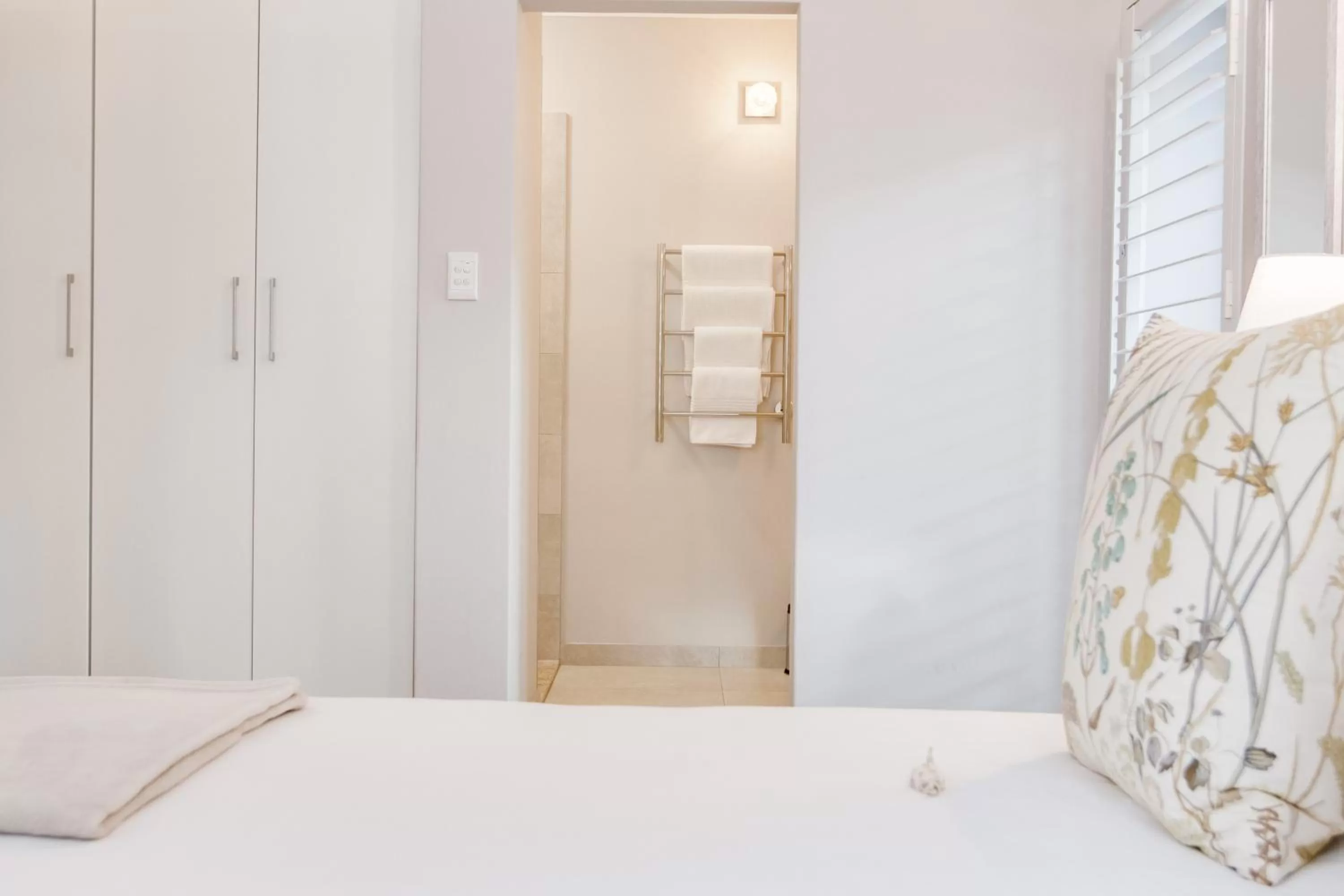 Bed in Amberhall Guesthouse