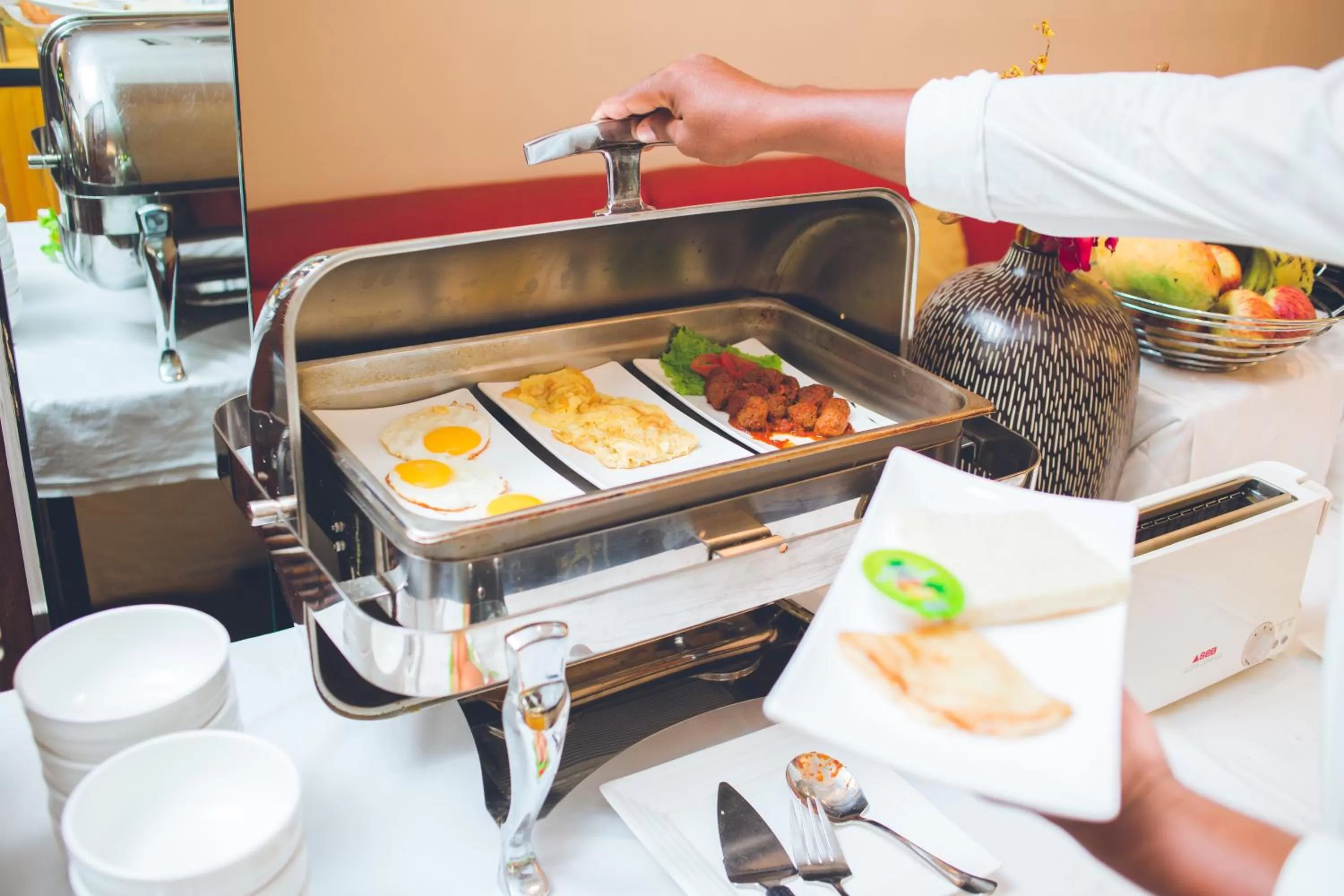 Food and drinks in Calypso Hôtel