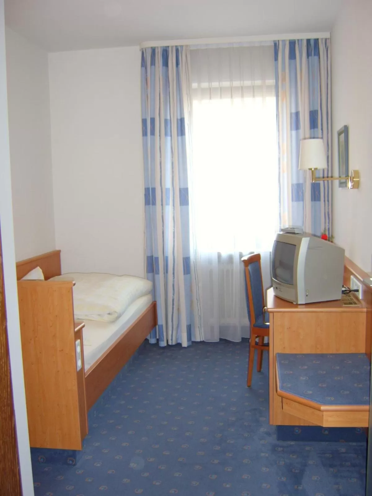 Bed in Hotel-Landgasthof Schuster