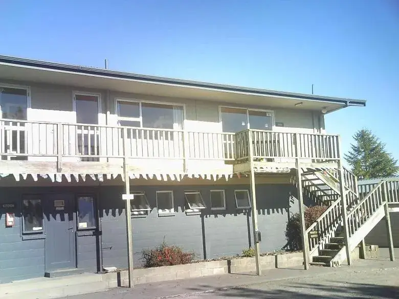 Balcony/Terrace, Property Building in All Seasons Holiday Park Hotel