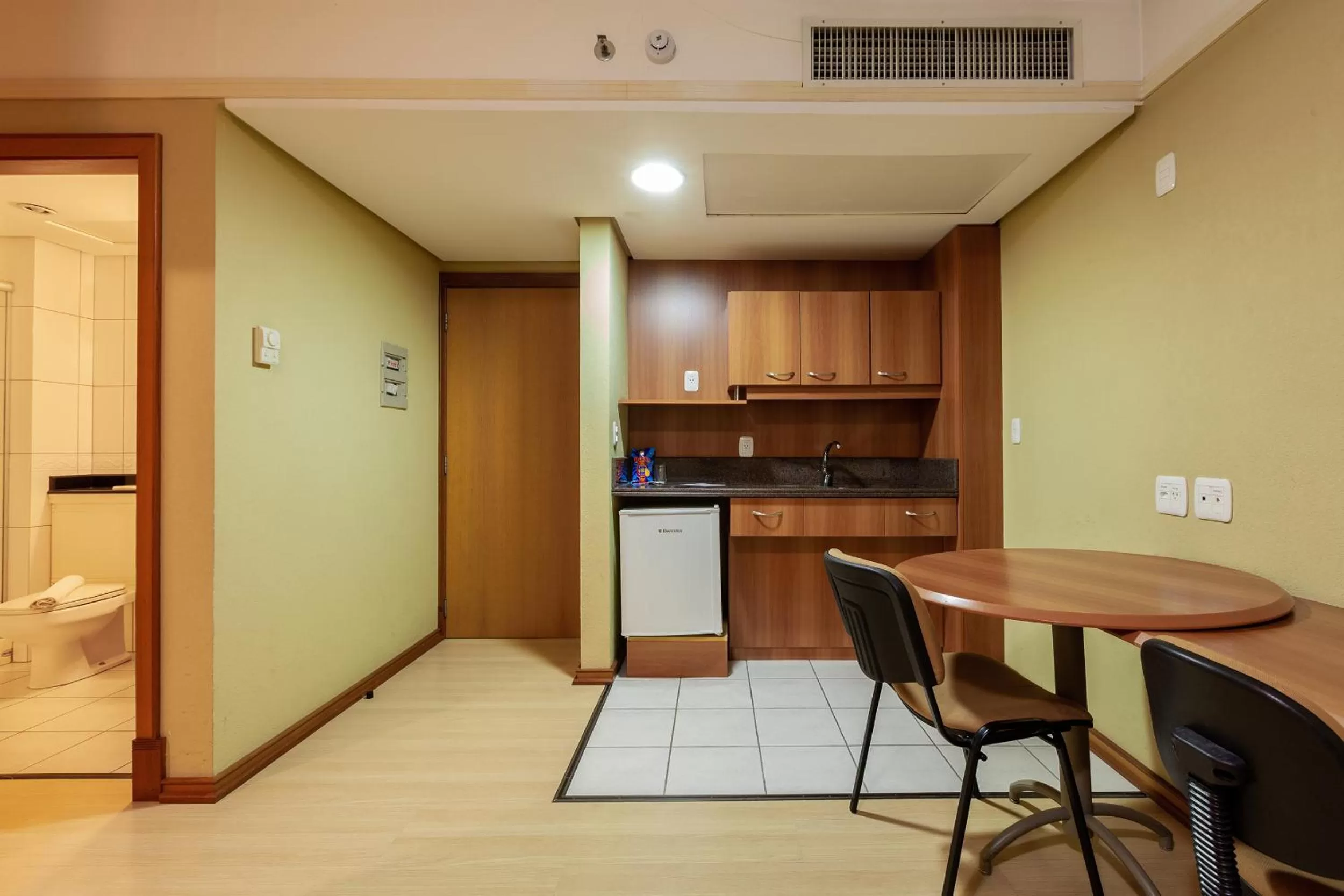 Kitchen or kitchenette in Tri Hotel Executive Caxias