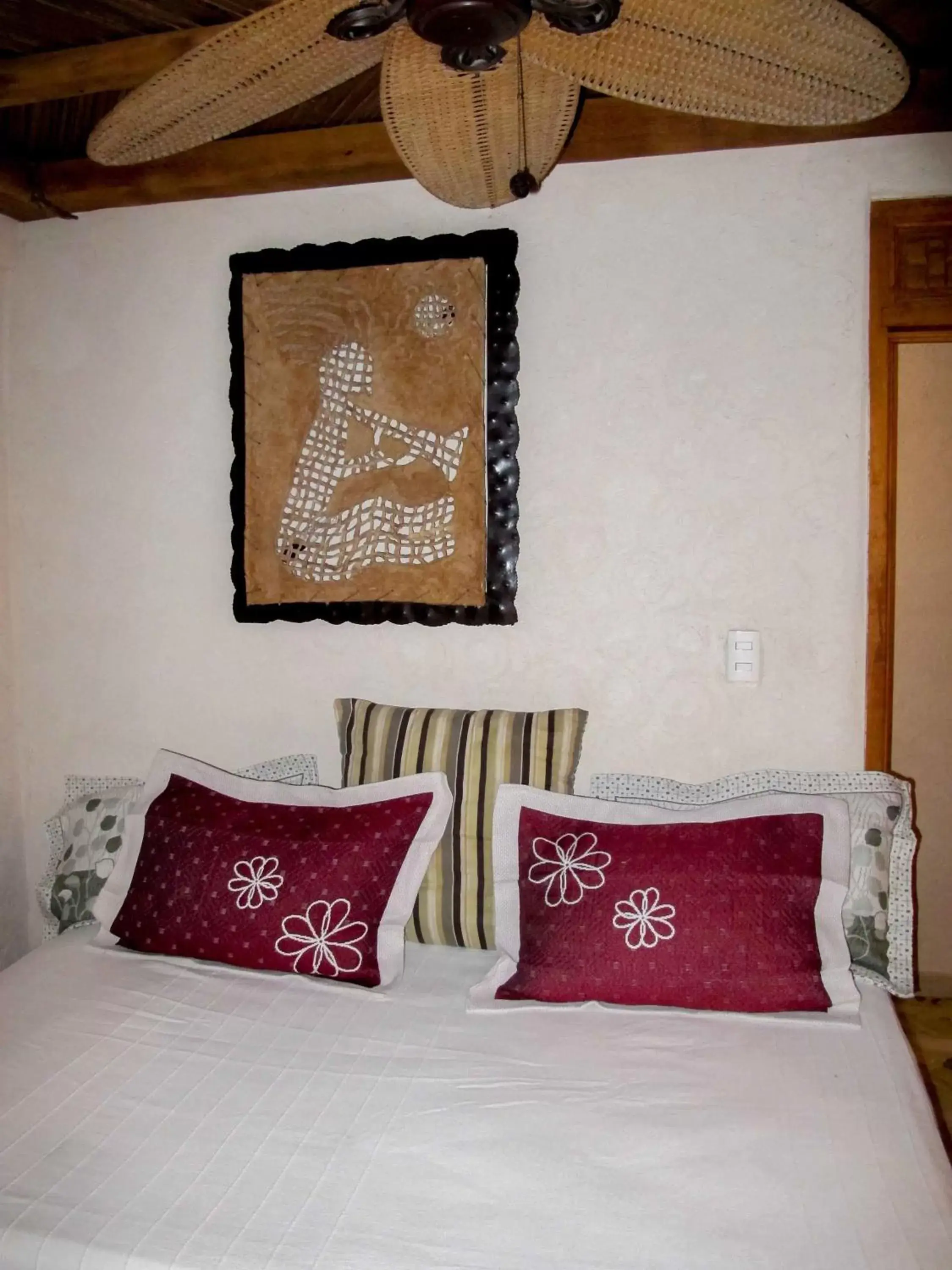 Living room, Bed in Hotel Villas Las Azucenas