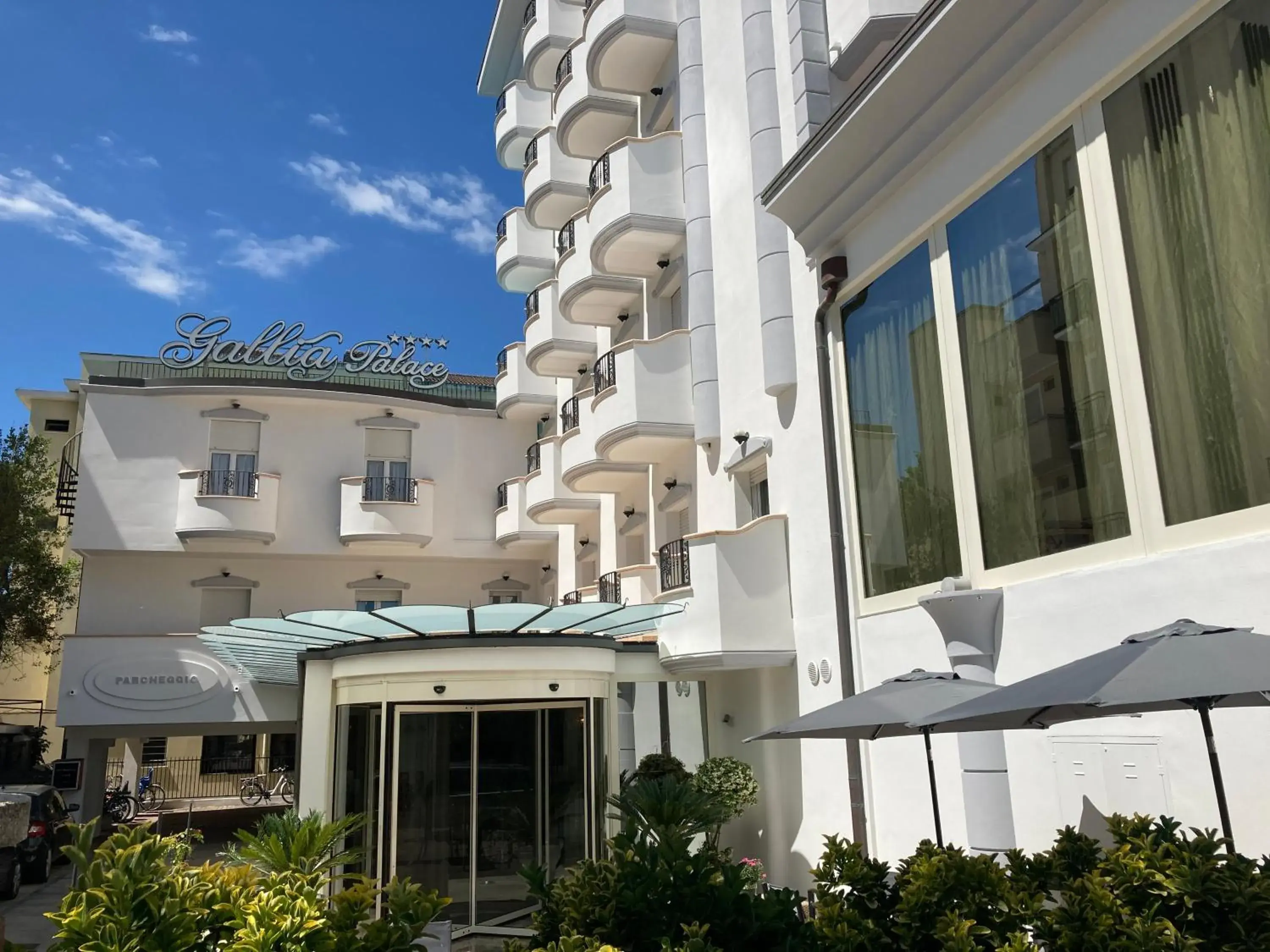 Facade/entrance, Property Building in Hotel Gallia Palace