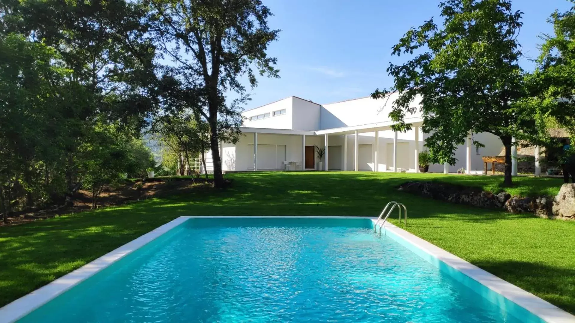 Swimming Pool in Casa de Apeleiras