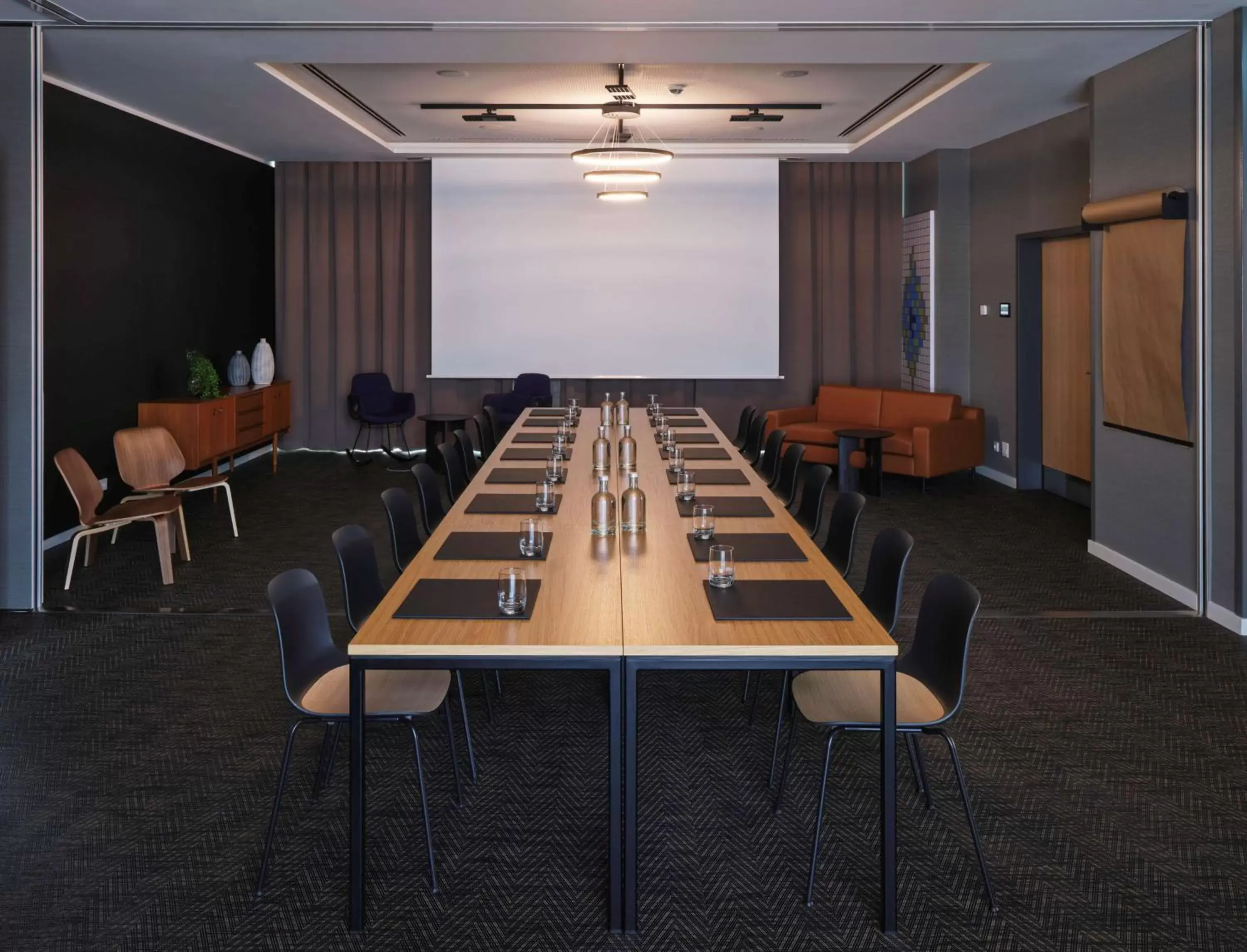 Meeting/conference room in Adina Apartment Hotel Cologne