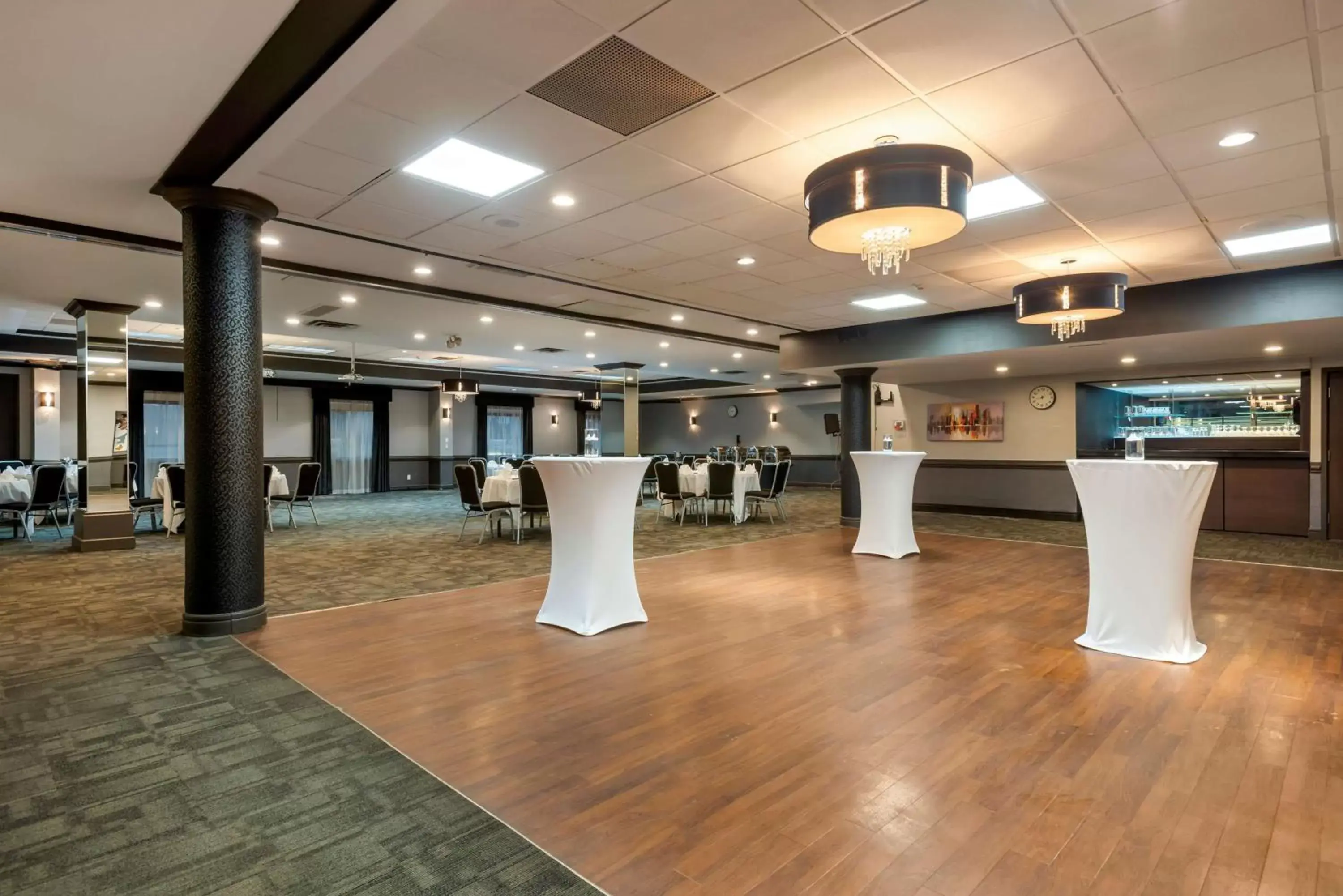 Meeting/conference room, Banquet Facilities in Best Western Plus Village Park Inn