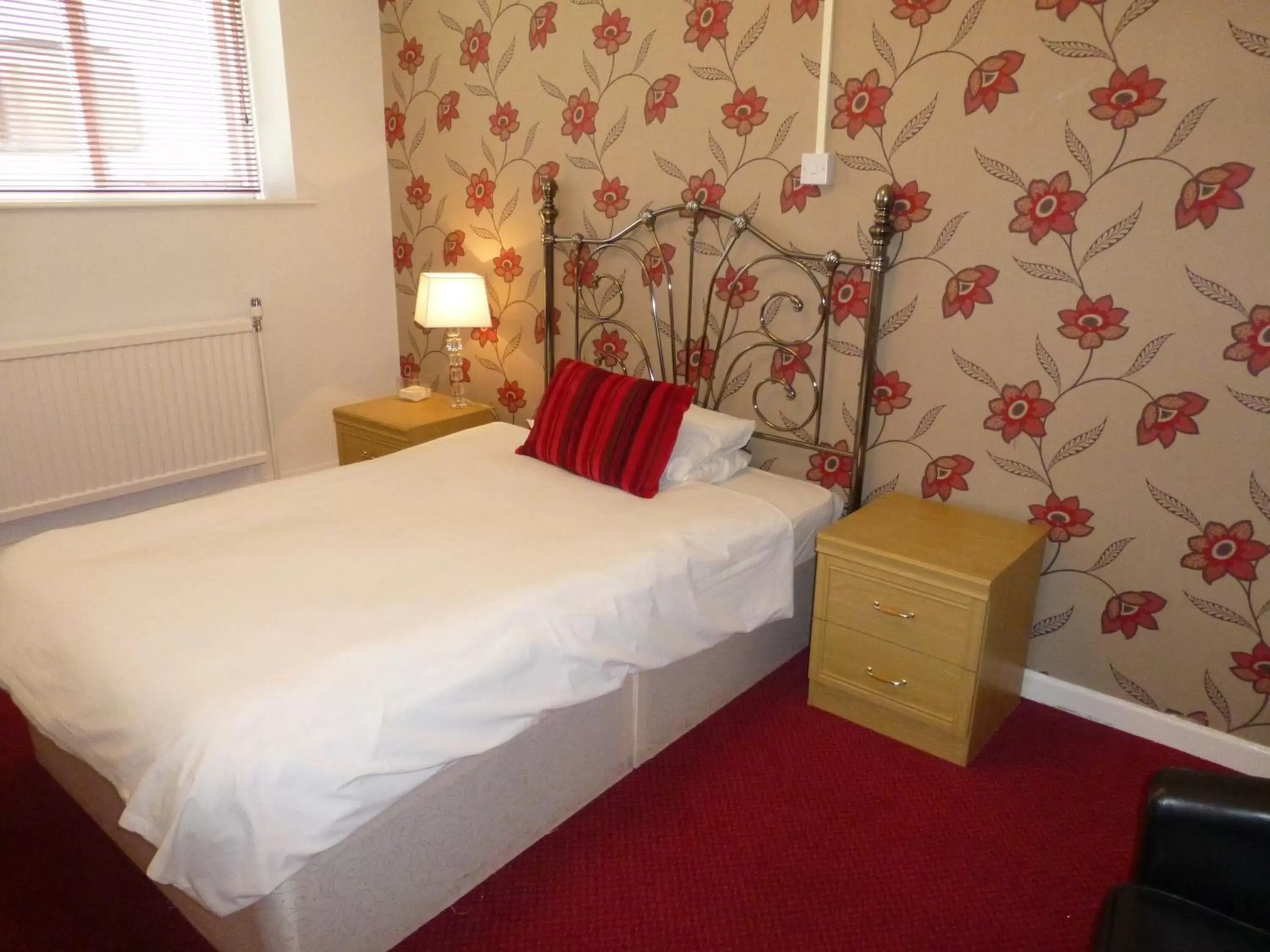 Bedroom, Bed in Maes Manor Country Hotel