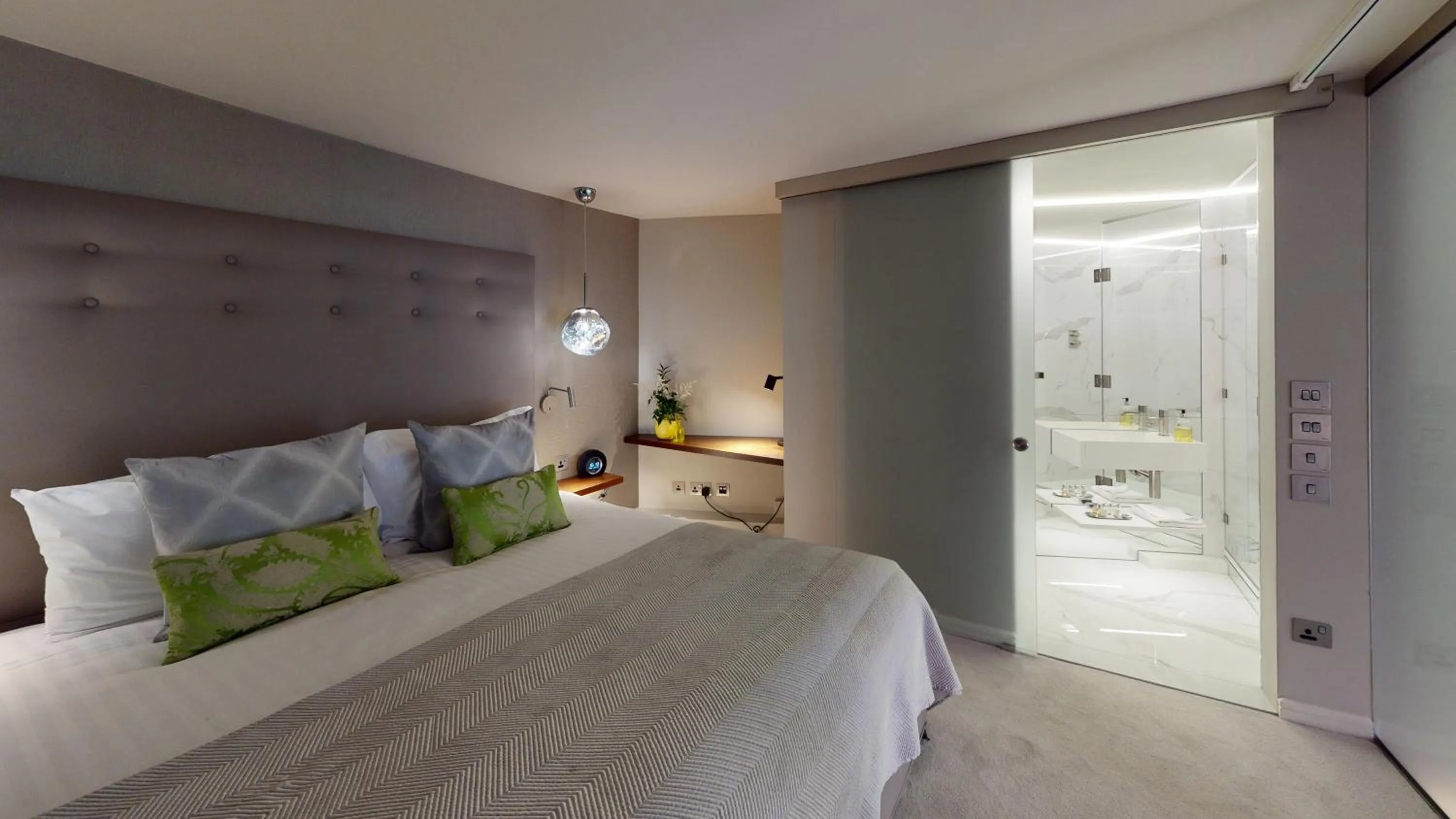 Bed in The Harrington - Gloucester Road - 1 Harrington Gardens