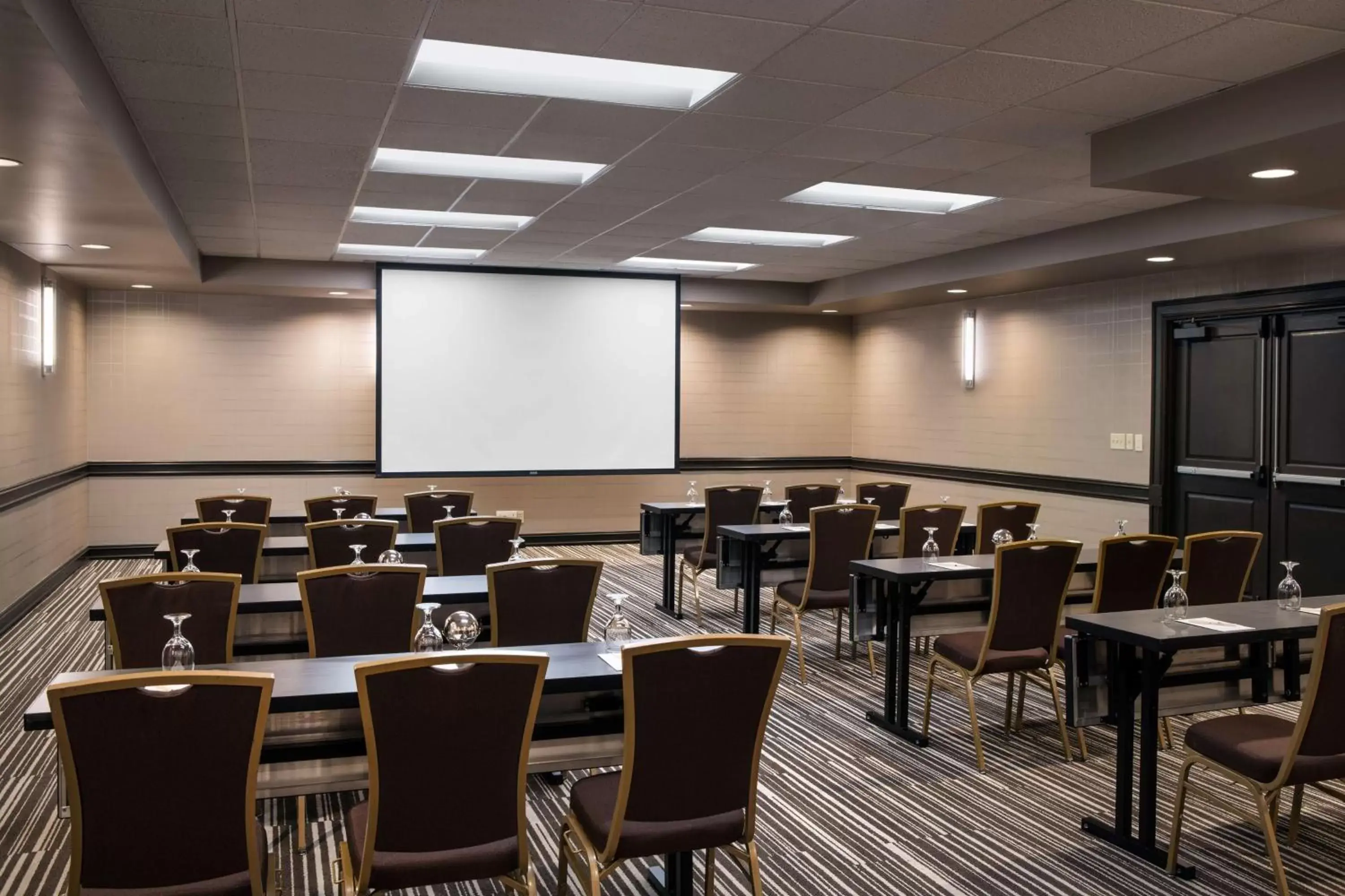 Meeting/conference room in DoubleTree by Hilton Denver Tech