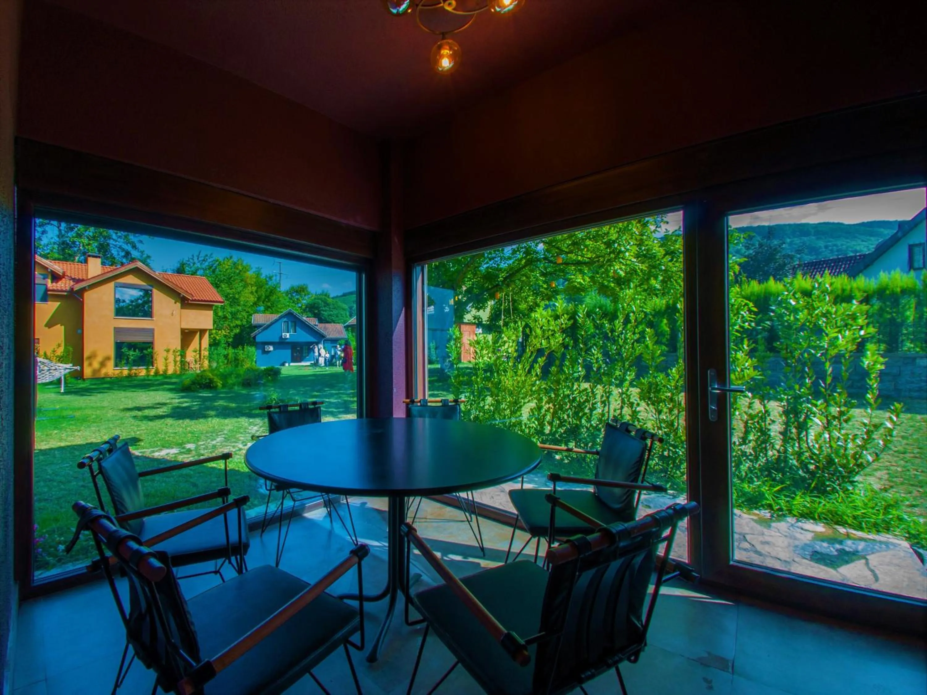 Dining area in Villa Kirkpinar Sapanca