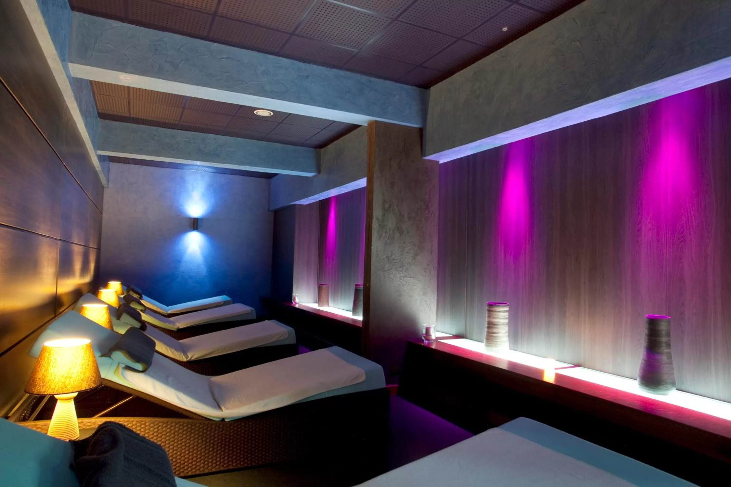 Spa and wellness centre/facilities, Bed in Mahogany Hotel Residence & Spa