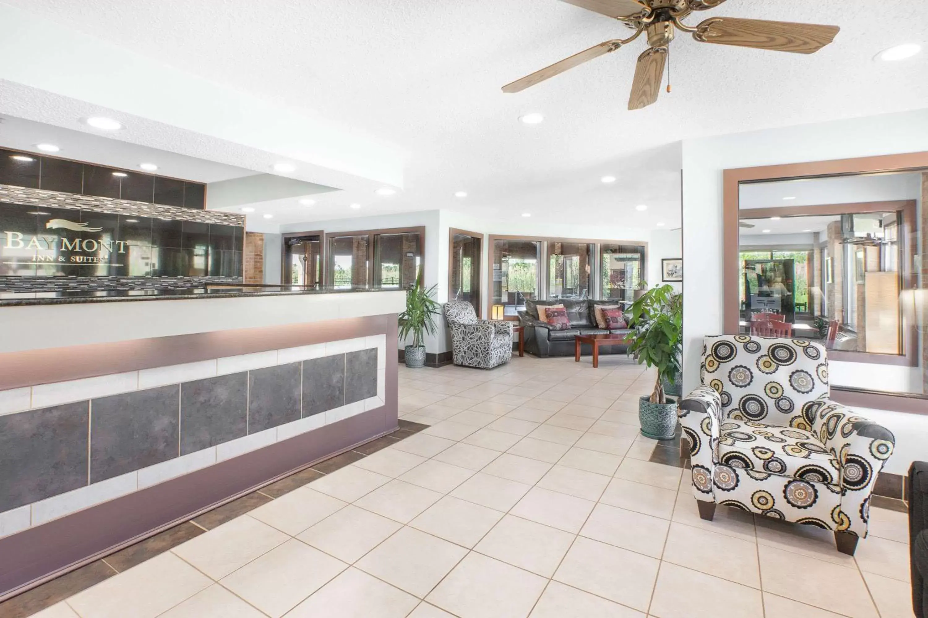 Lobby or reception in Baymont by Wyndham Port Huron Lobby or reception in Baymont by Wyndham Port Huron