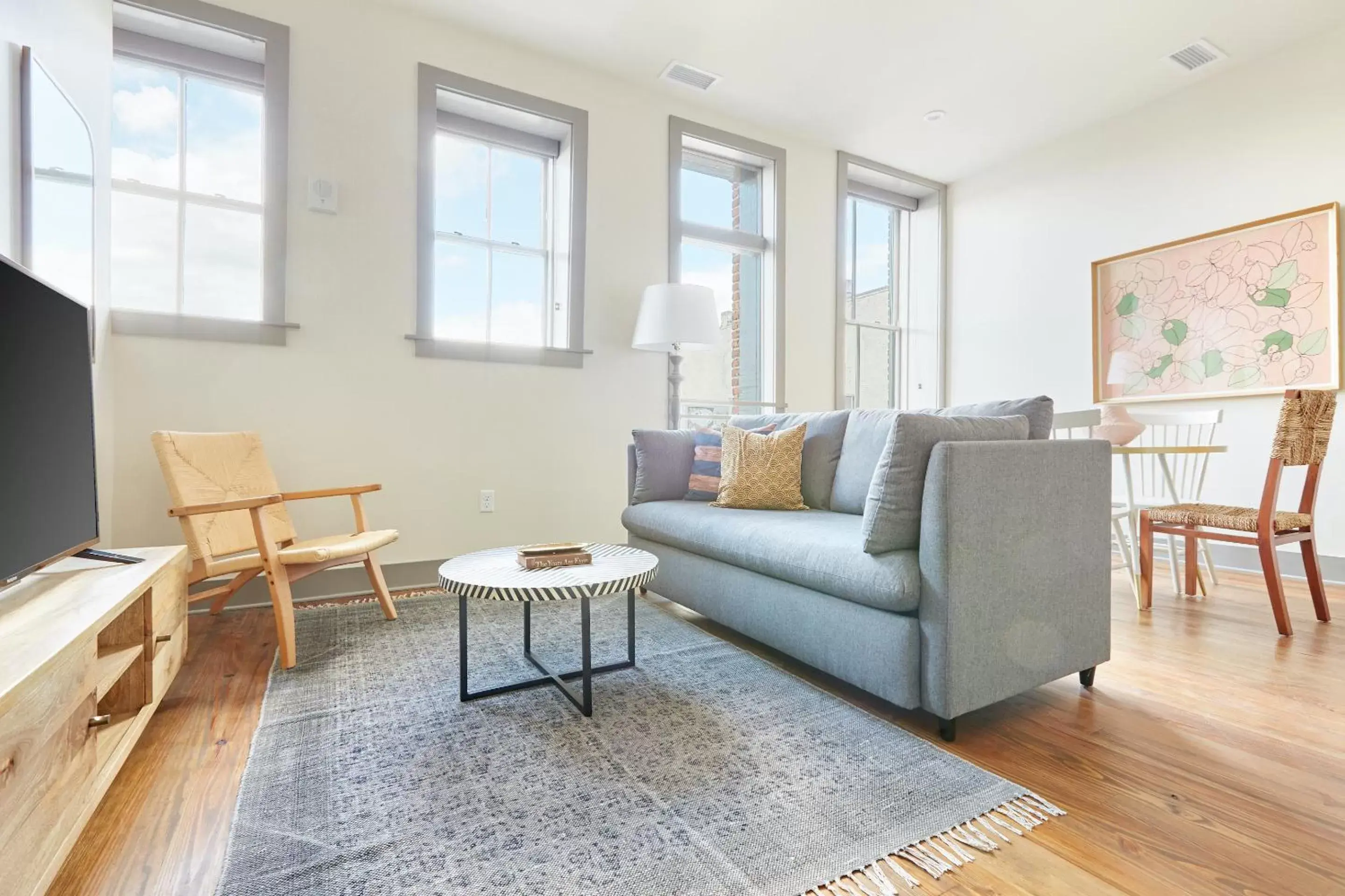 Living room, Seating Area in Sonder Telfair Square