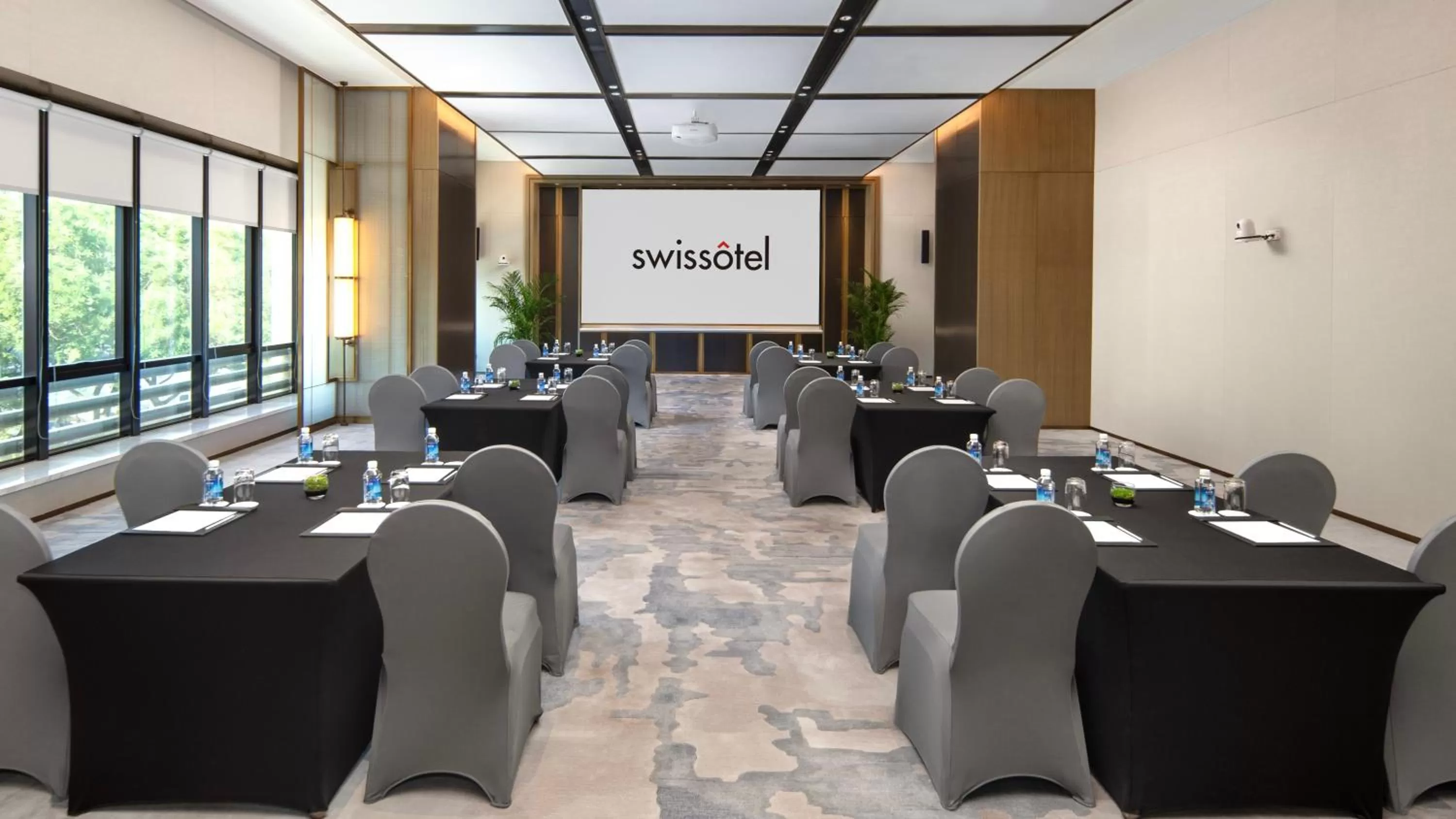 Meeting/conference room in Swissotel Beijing Hong Kong Macau Center - 1 min to subway