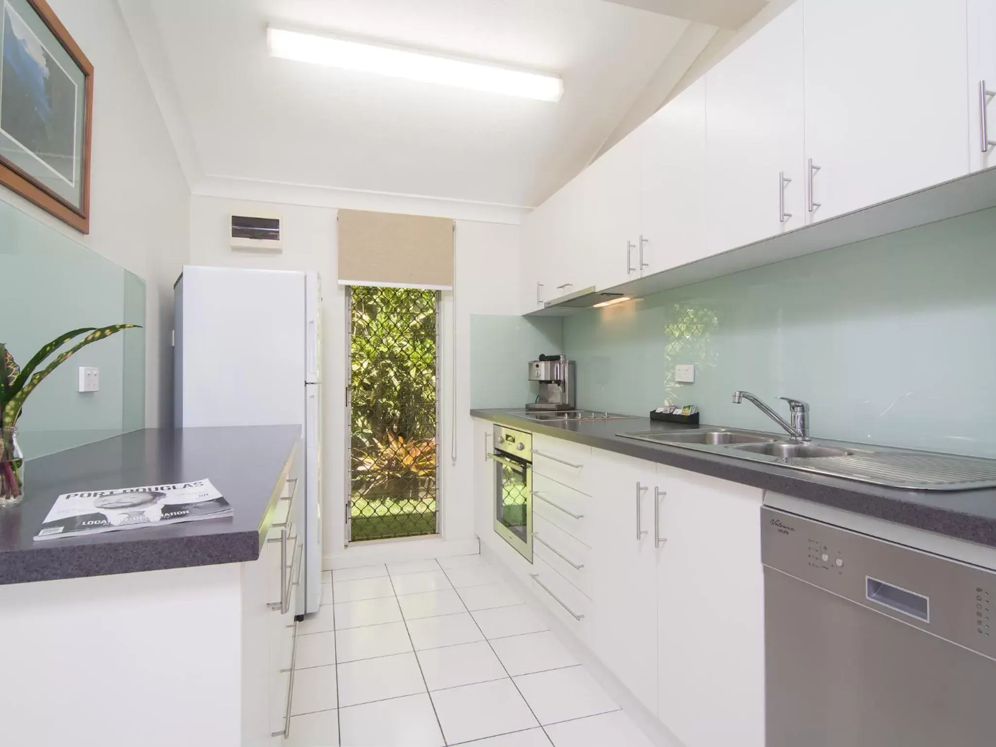 Kitchen or kitchenette, Kitchen/Kitchenette in Garrick House