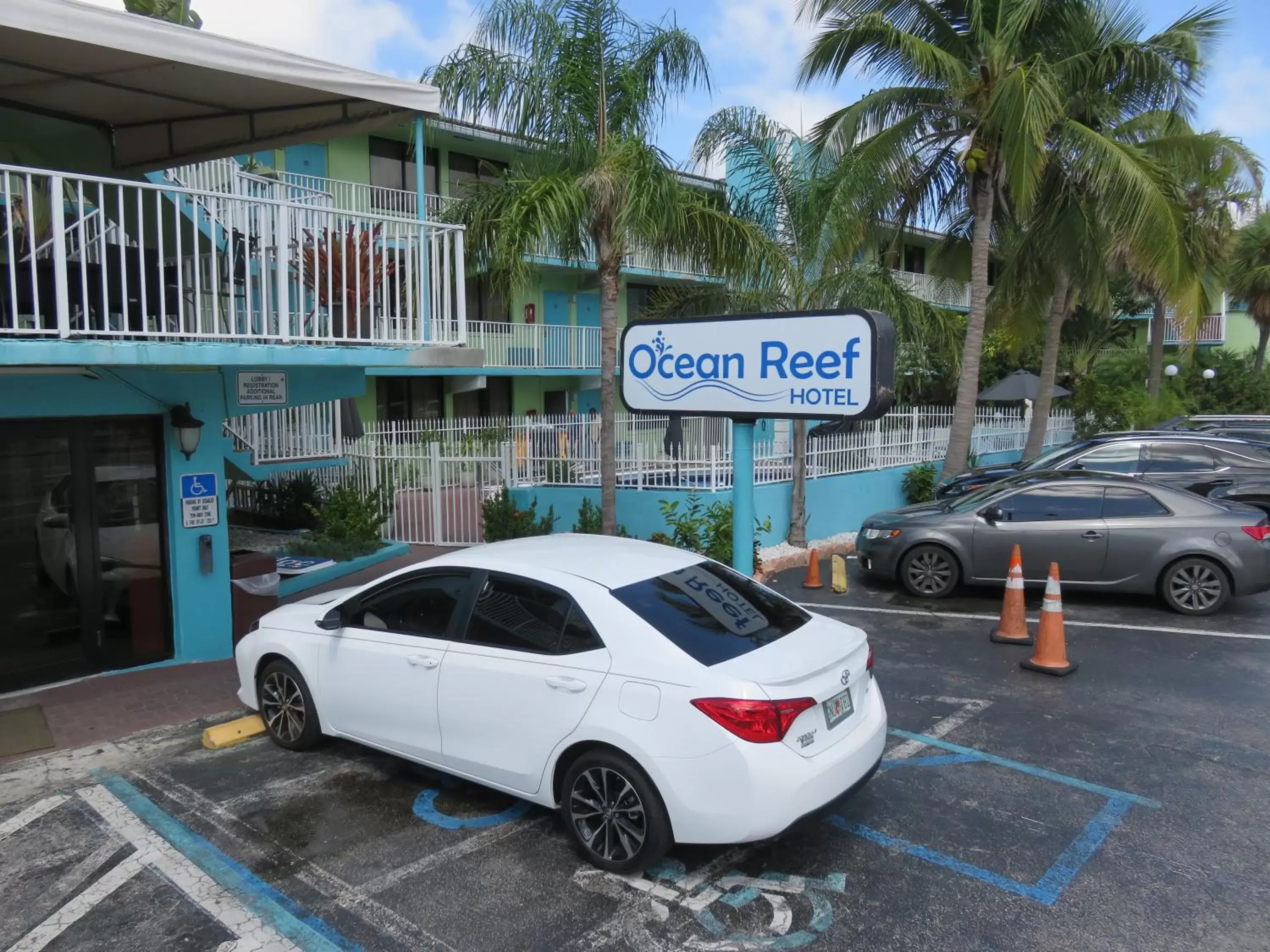 Facade/entrance, Property Building in Ocean Reef Hotel