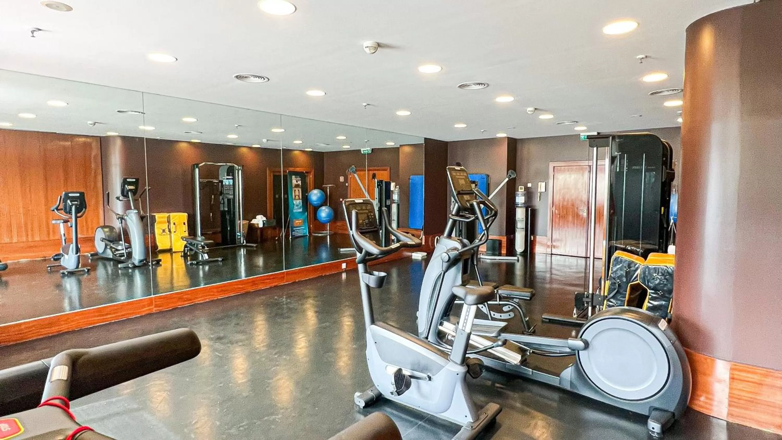Fitness centre/facilities in Holiday Inn Porto Gaia by IHG