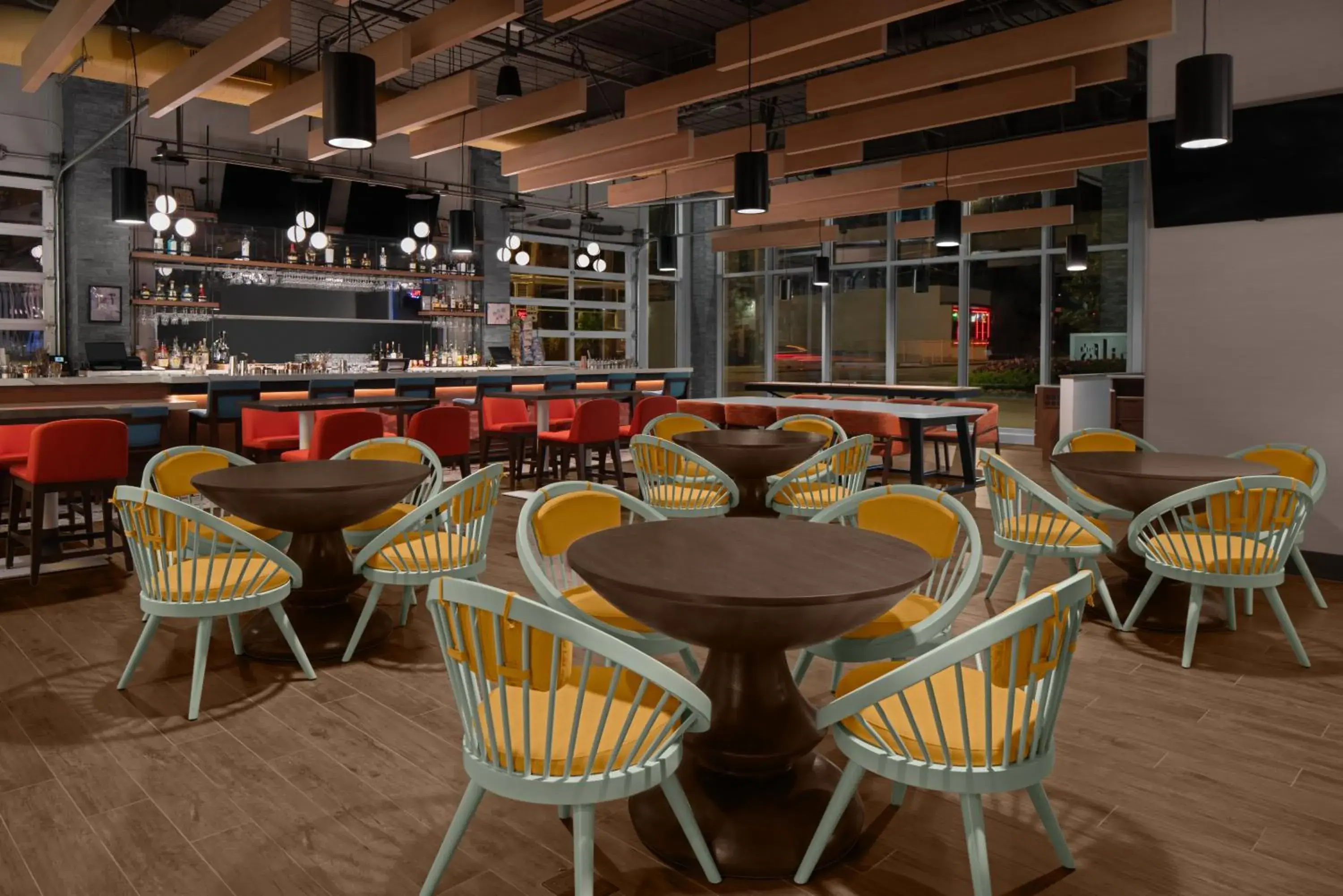 Lounge or bar, Restaurant/Places to Eat in Homewood Suites By Hilton Charlotte Uptown First Ward
