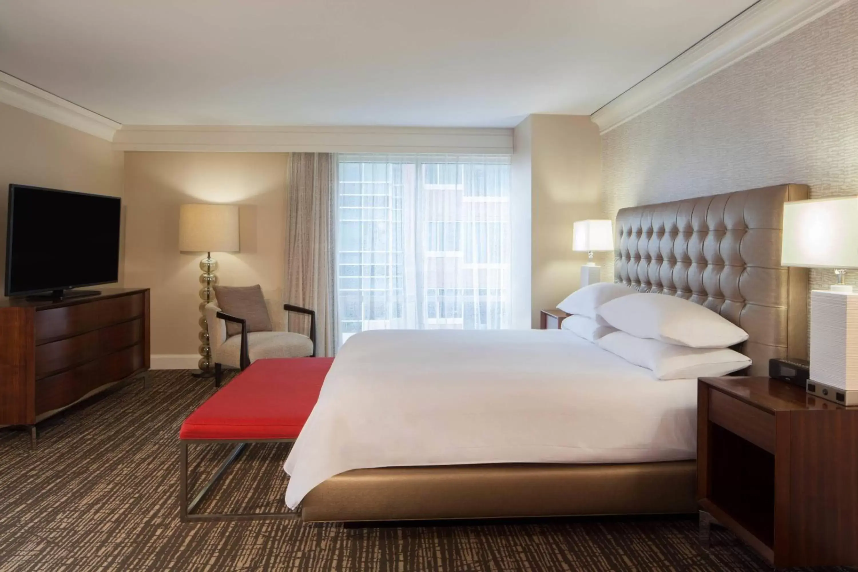 Bedroom, Bed in Houston Marriott Sugar Land