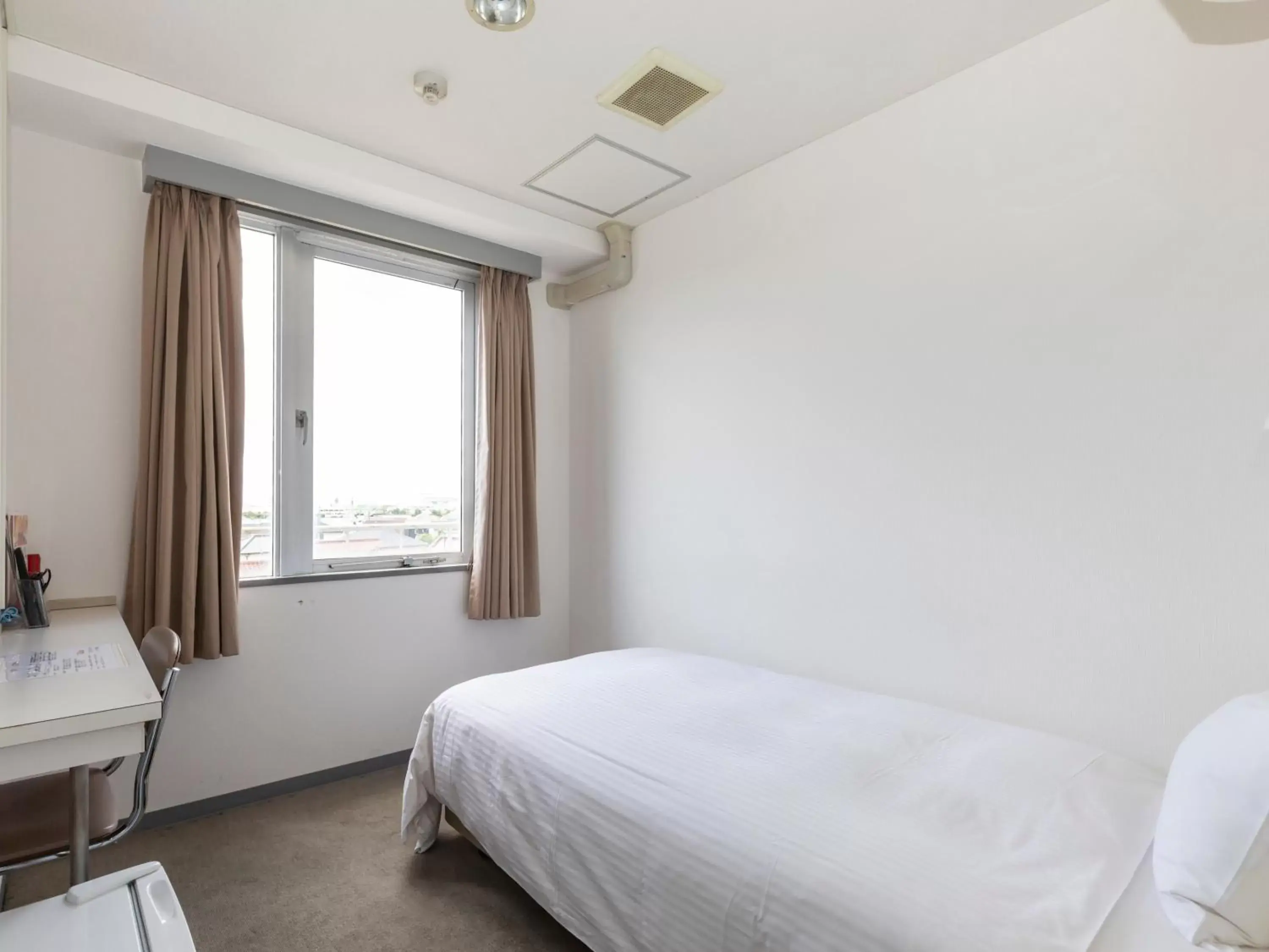 Photo of the whole room, Bed in Tabist Hotel Yuan Akashi