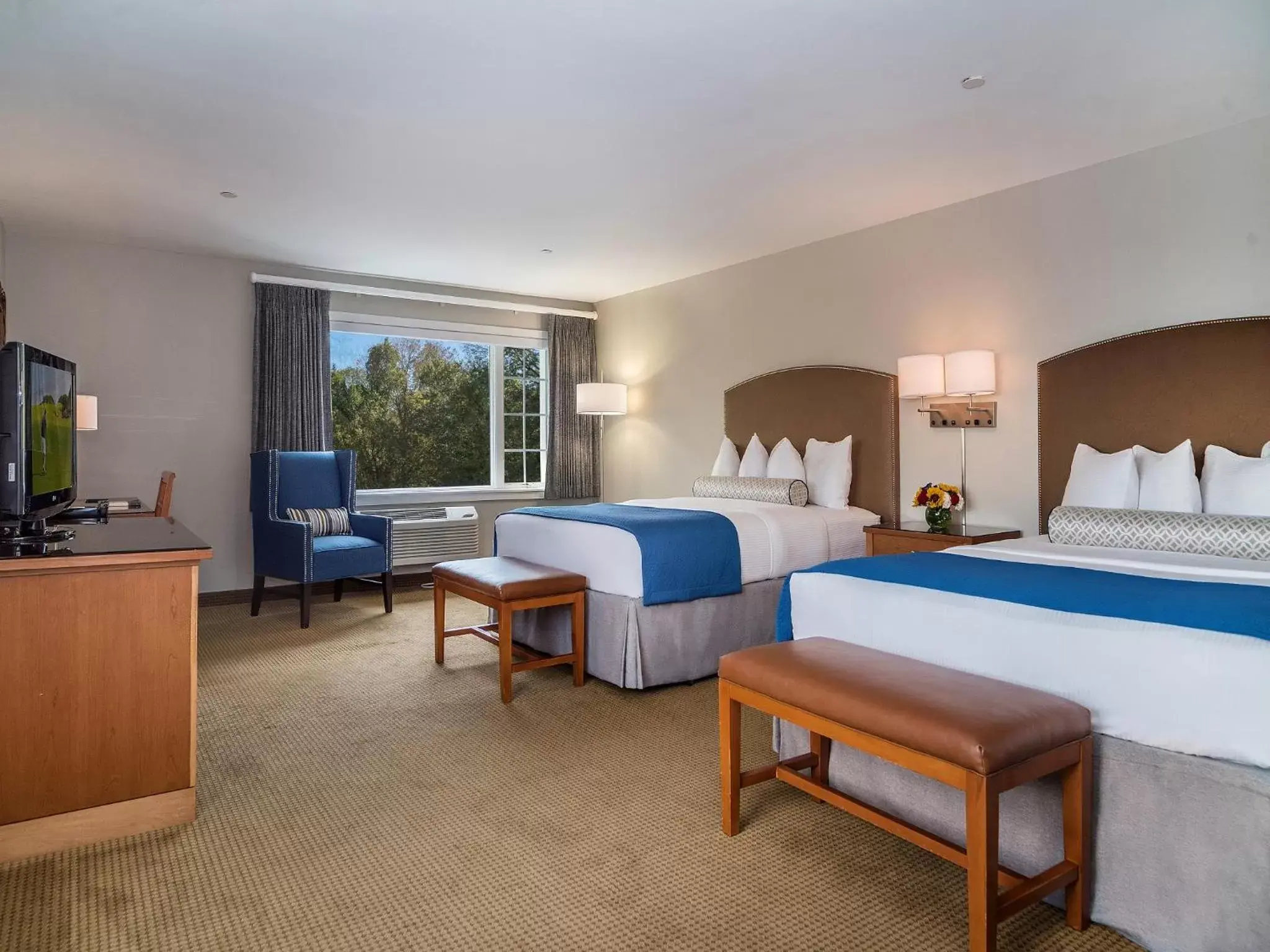 Deluxe Queen Room with Two Queen Beds in Water's Edge Resort & Spa