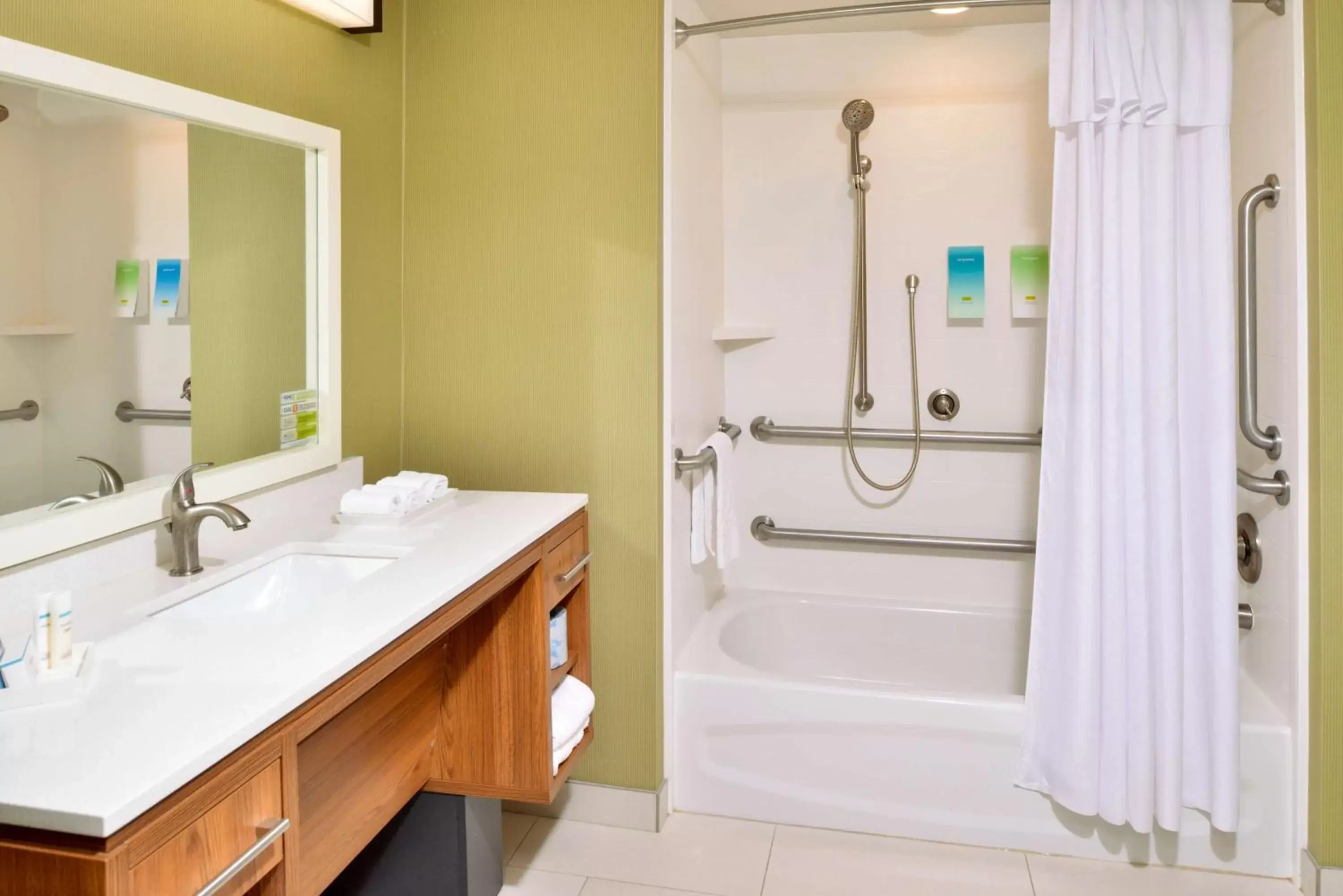 Bathroom in Home2 Suites By Hilton Portland Hillsboro