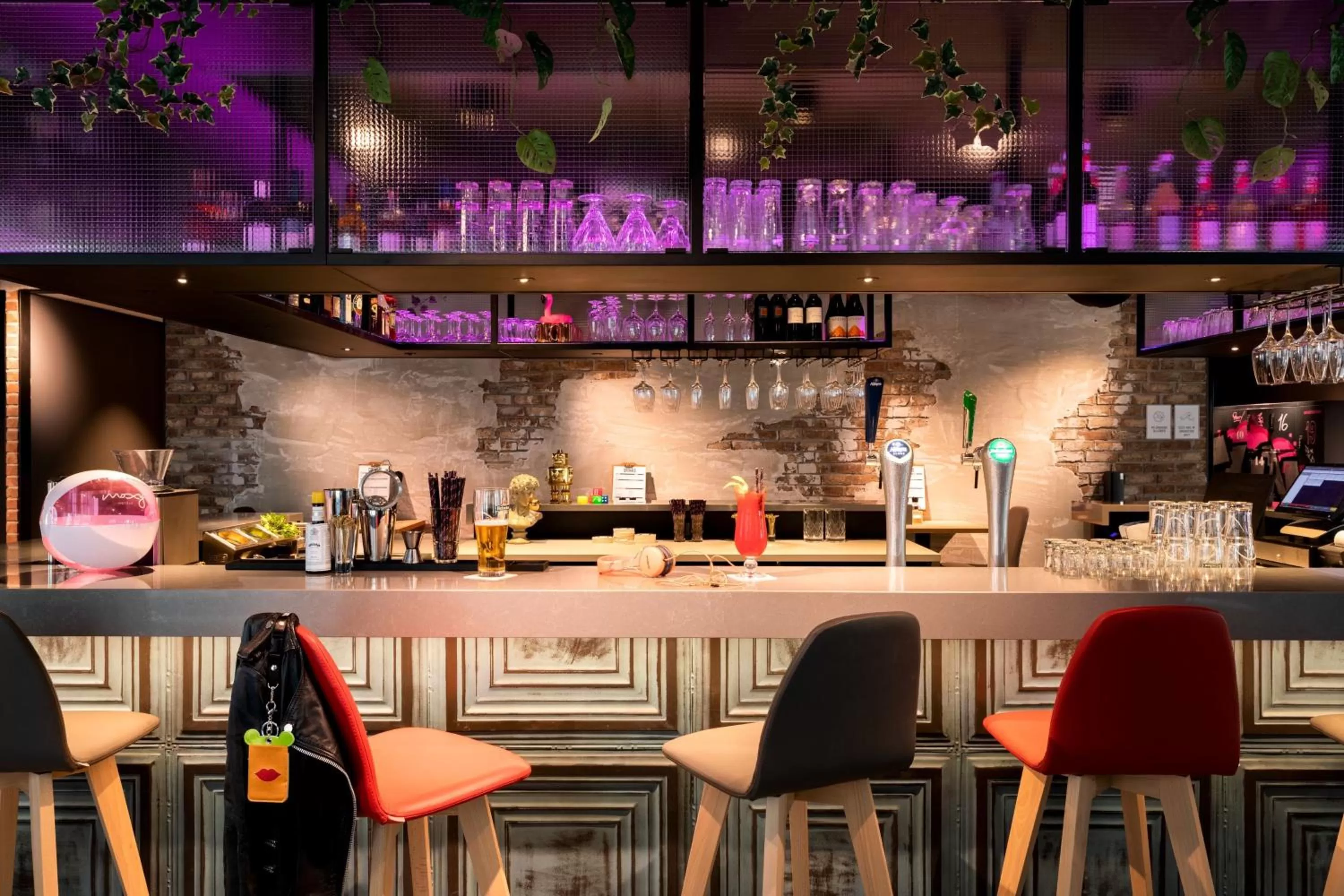 Lounge or bar in Moxy The Hague