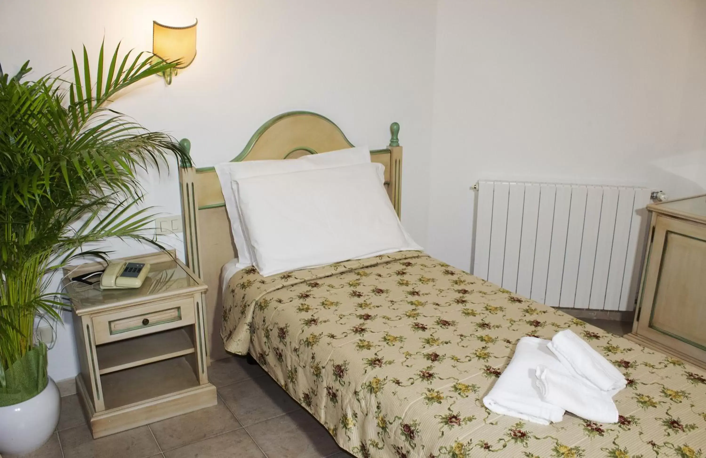 Bedroom, Bed in Toscana Wellness Resort