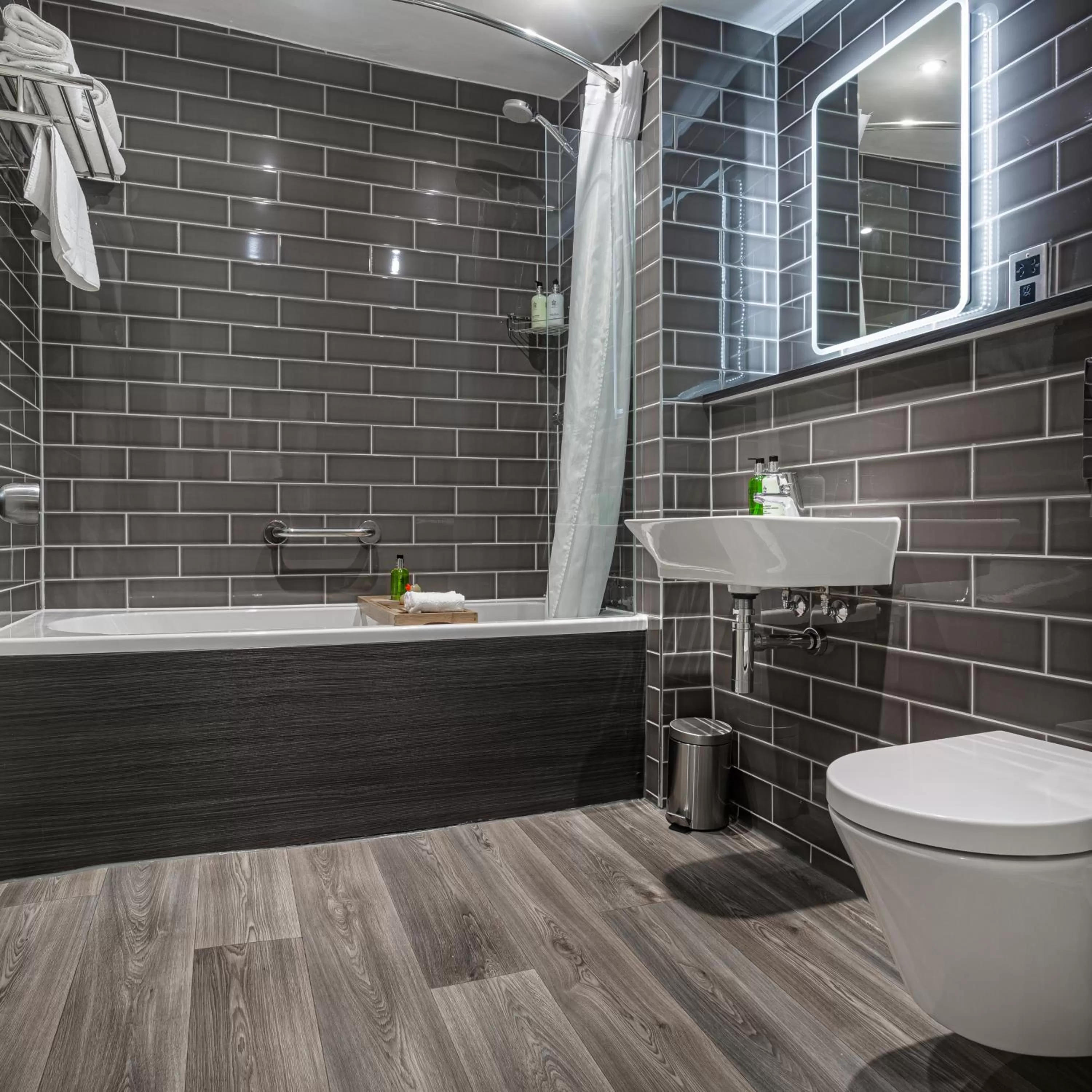 Bathroom in The Feathers Hotel, Ledbury - The Coaching Inn Group
