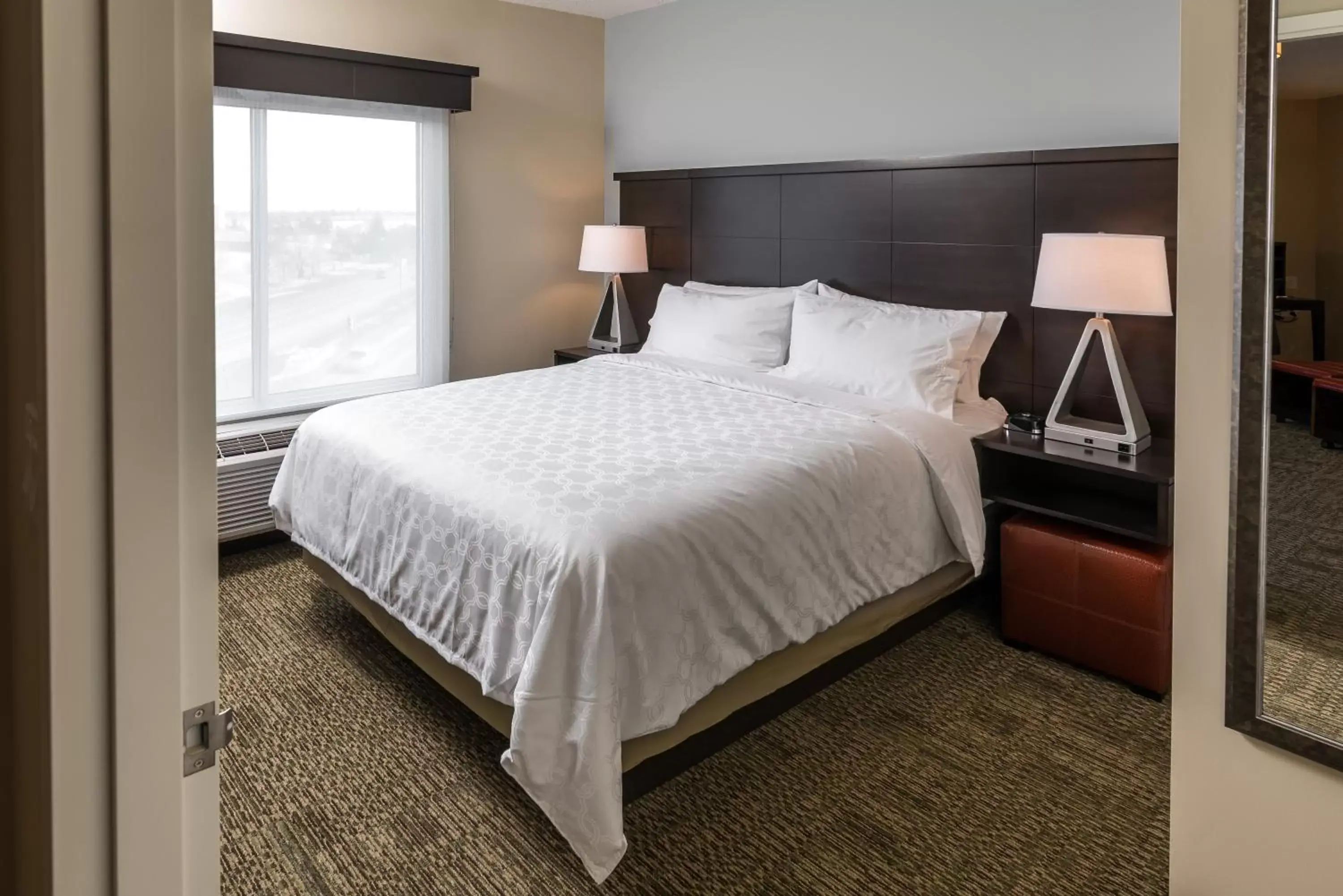 Photo of the whole room, Bed in Staybridge Suites - Saskatoon - University, an IHG Hotel