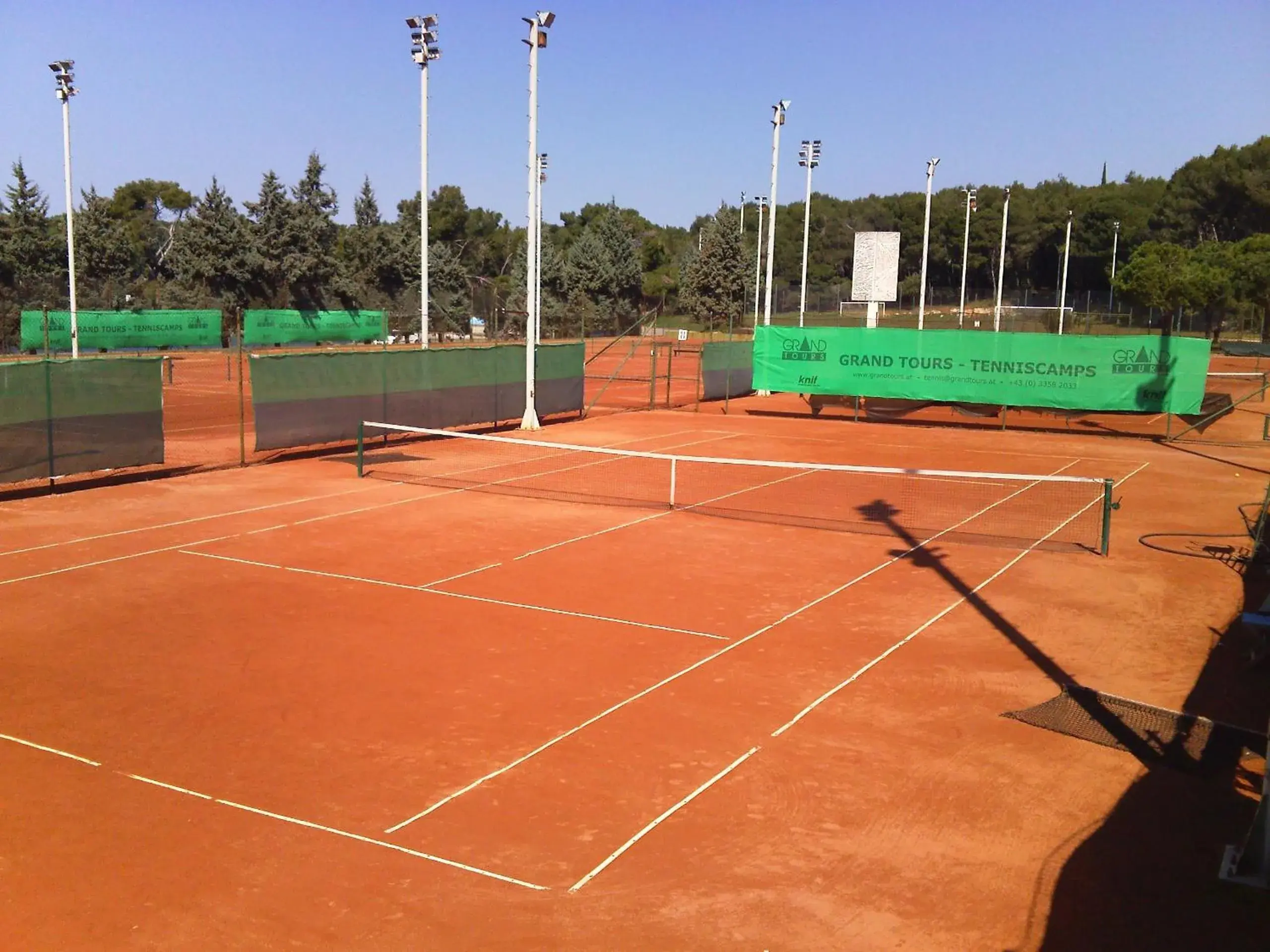Activities, Tennis/Squash in Hotel Pula