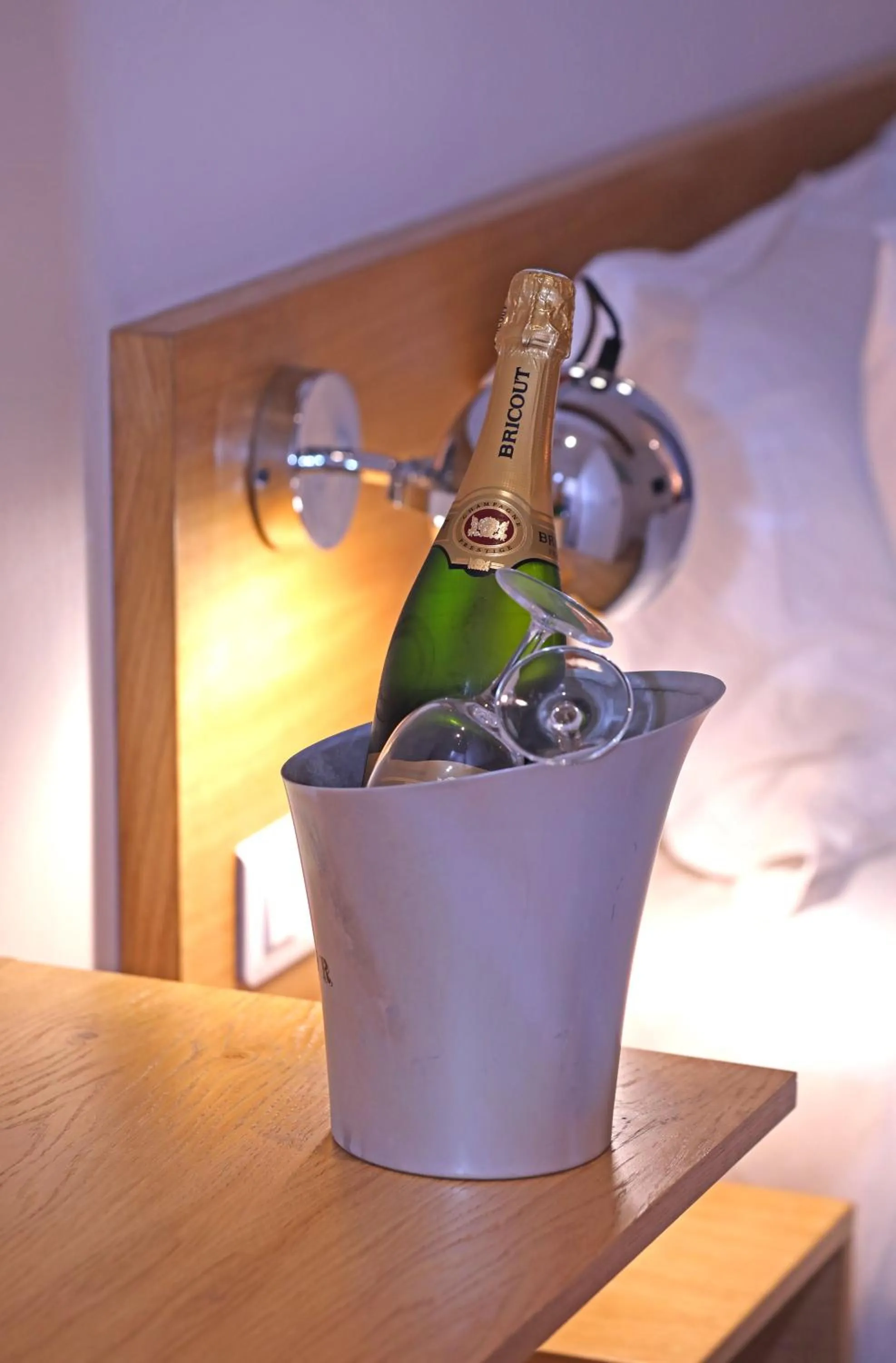 Other, Bed in Hôtel Louvre Richelieu