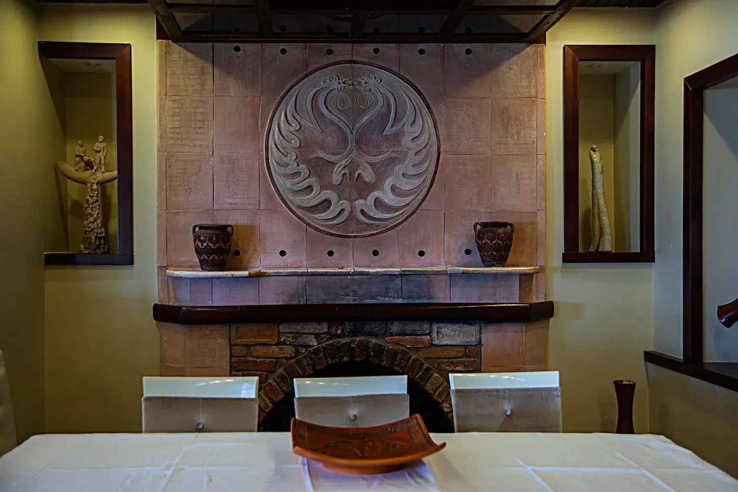 Decorative detail, Bed in Iris Hotel & Spa Decorative detail, Bed in Iris Hotel & Spa