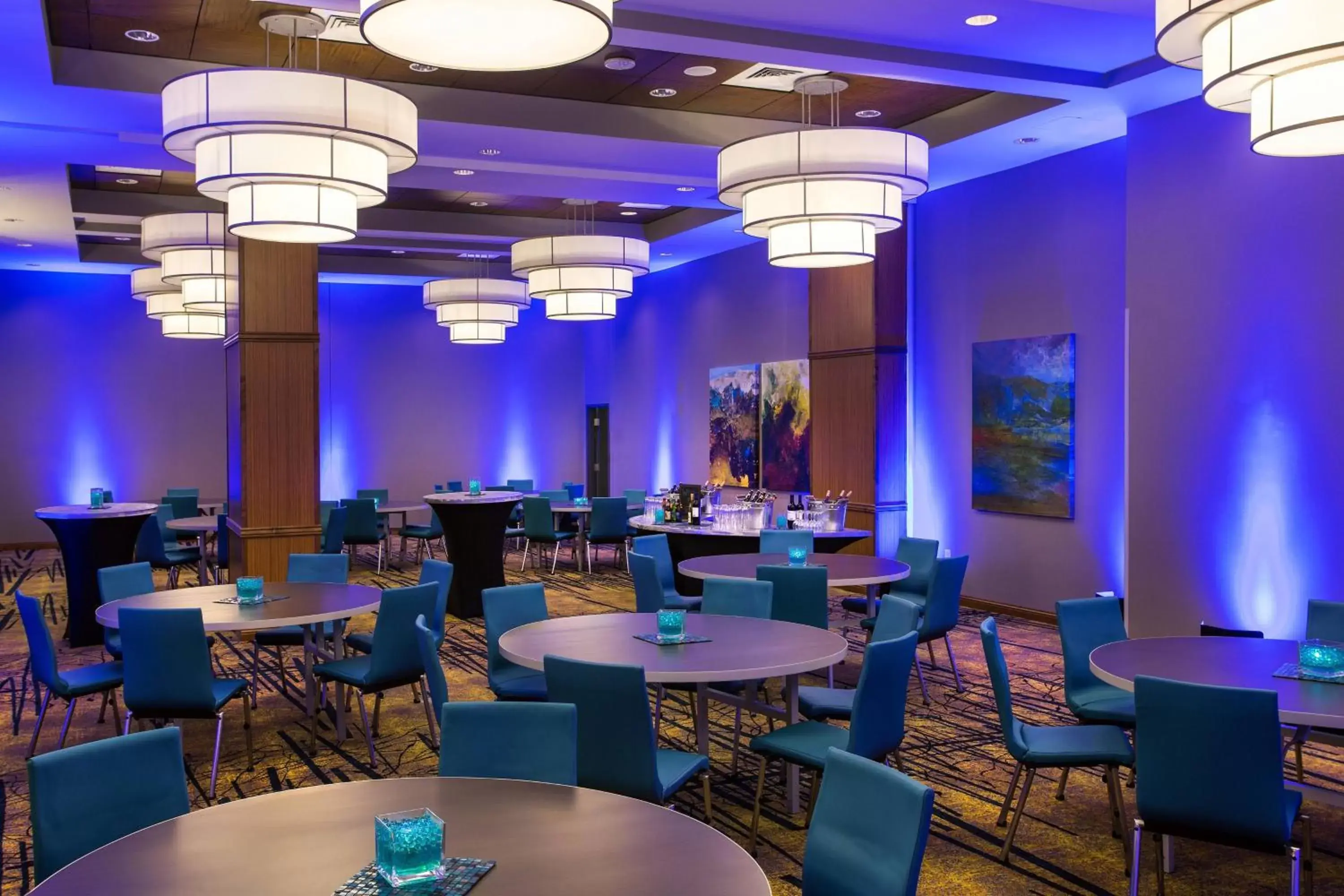 Meeting/conference room, Restaurant/Places to Eat in Residence Inn by Marriott Tempe Downtown/University