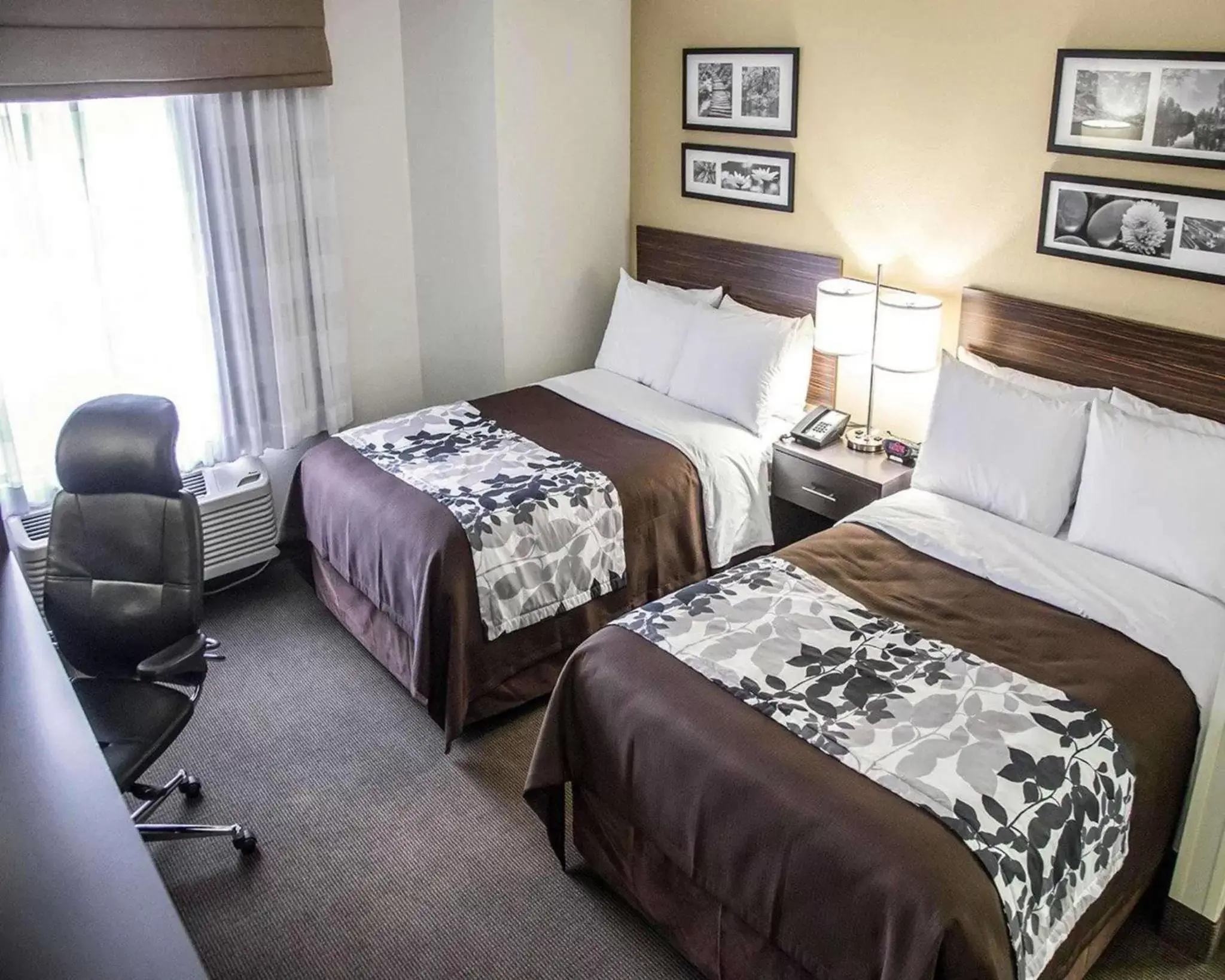 Property building, Bed in Sleep Inn Tinley Park I-80 near Amphitheatre-Convention Center