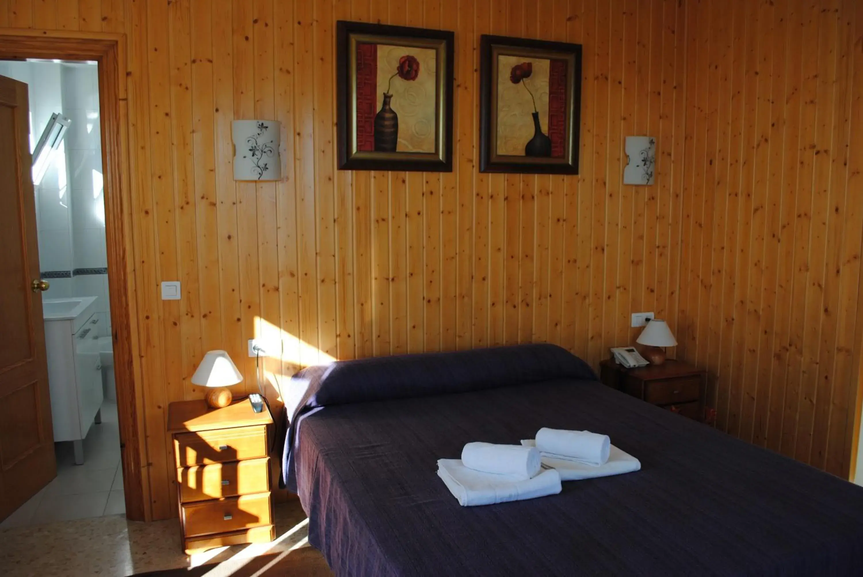 Bedroom, Bed in Hotel María Cristina