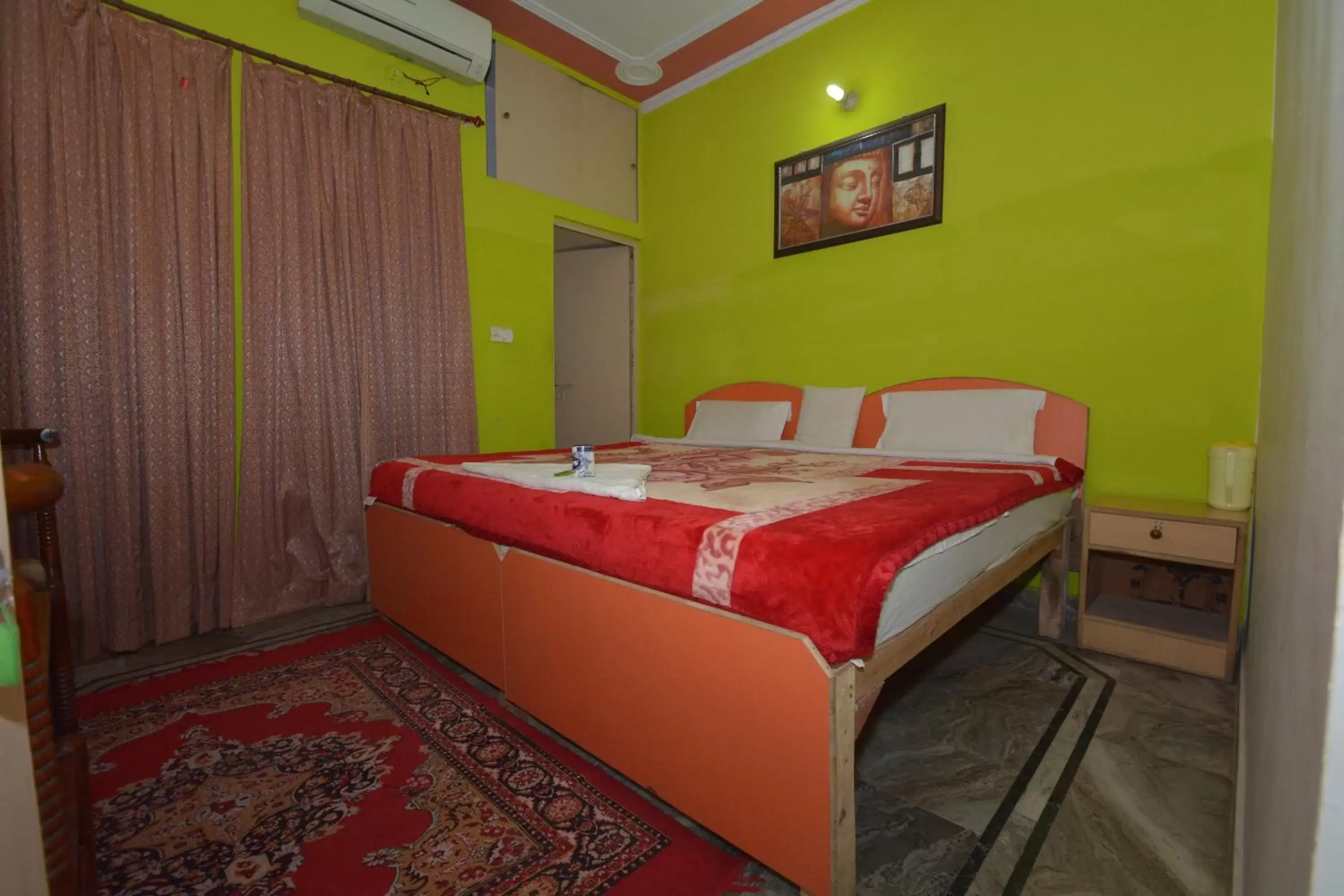 Pyrenees Homestay Pyrenees Homestay