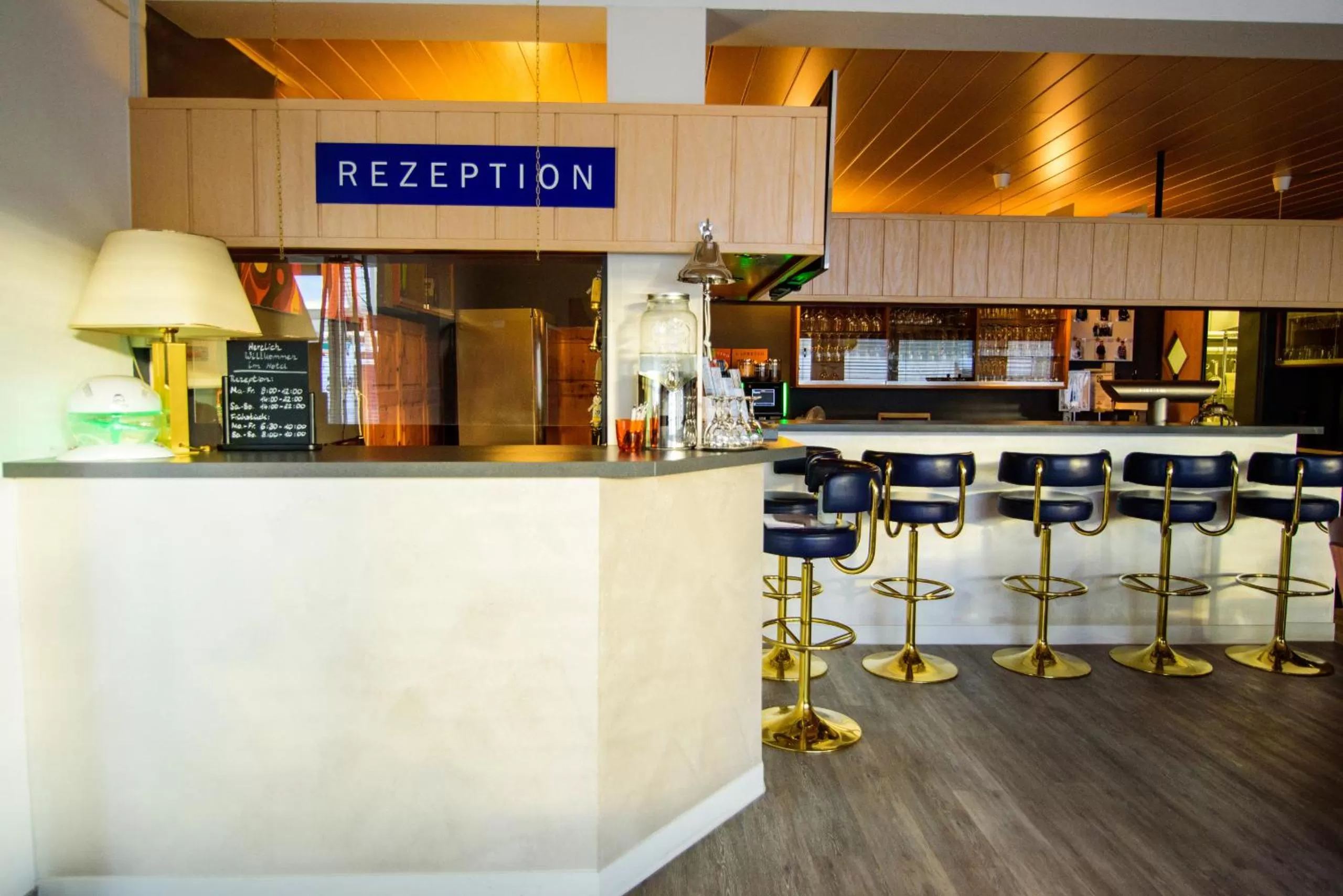 Lounge or bar in Hotel Bohn