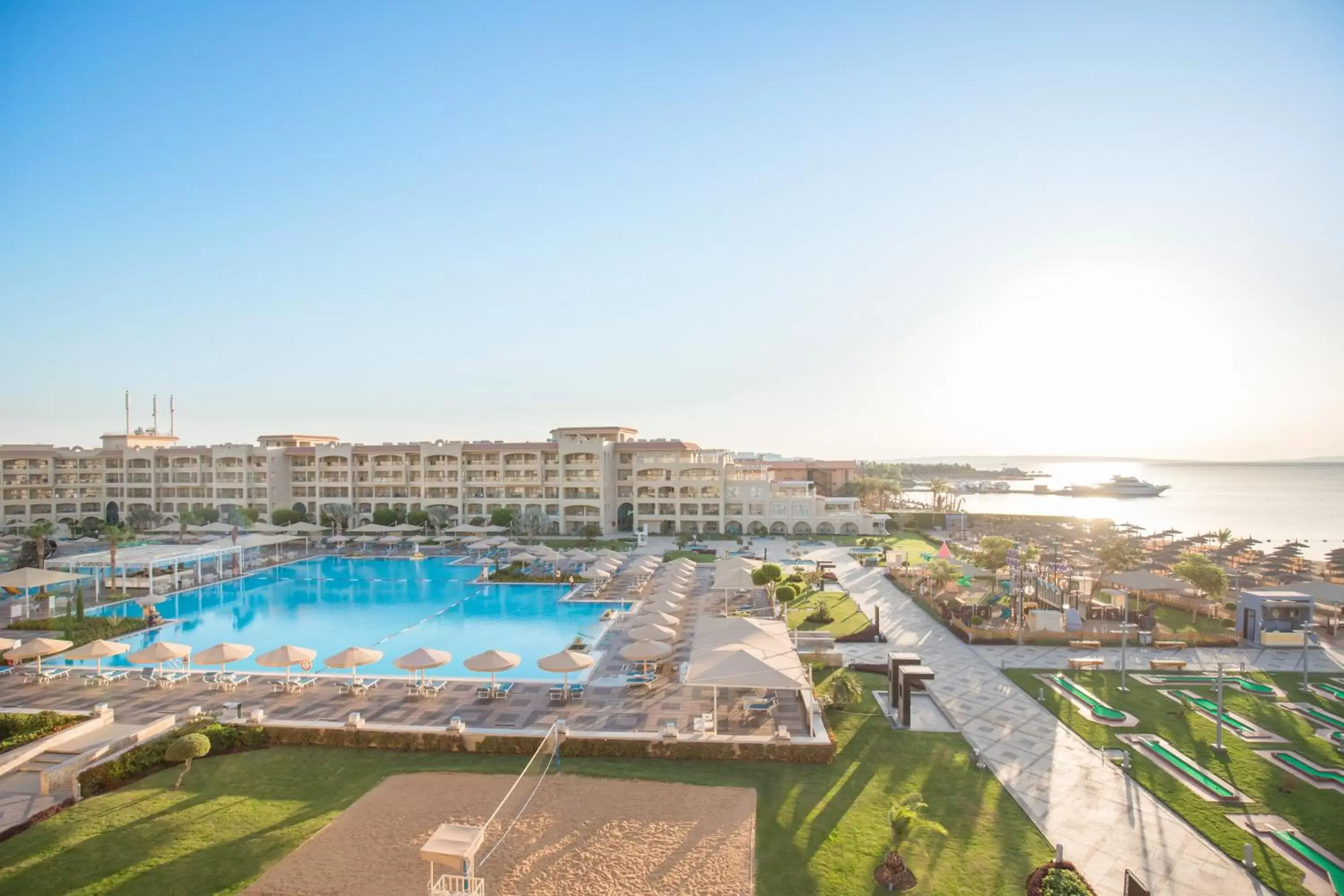 Bird's eye view, Pool View in Pickalbatros White Beach Resort - Hurghada