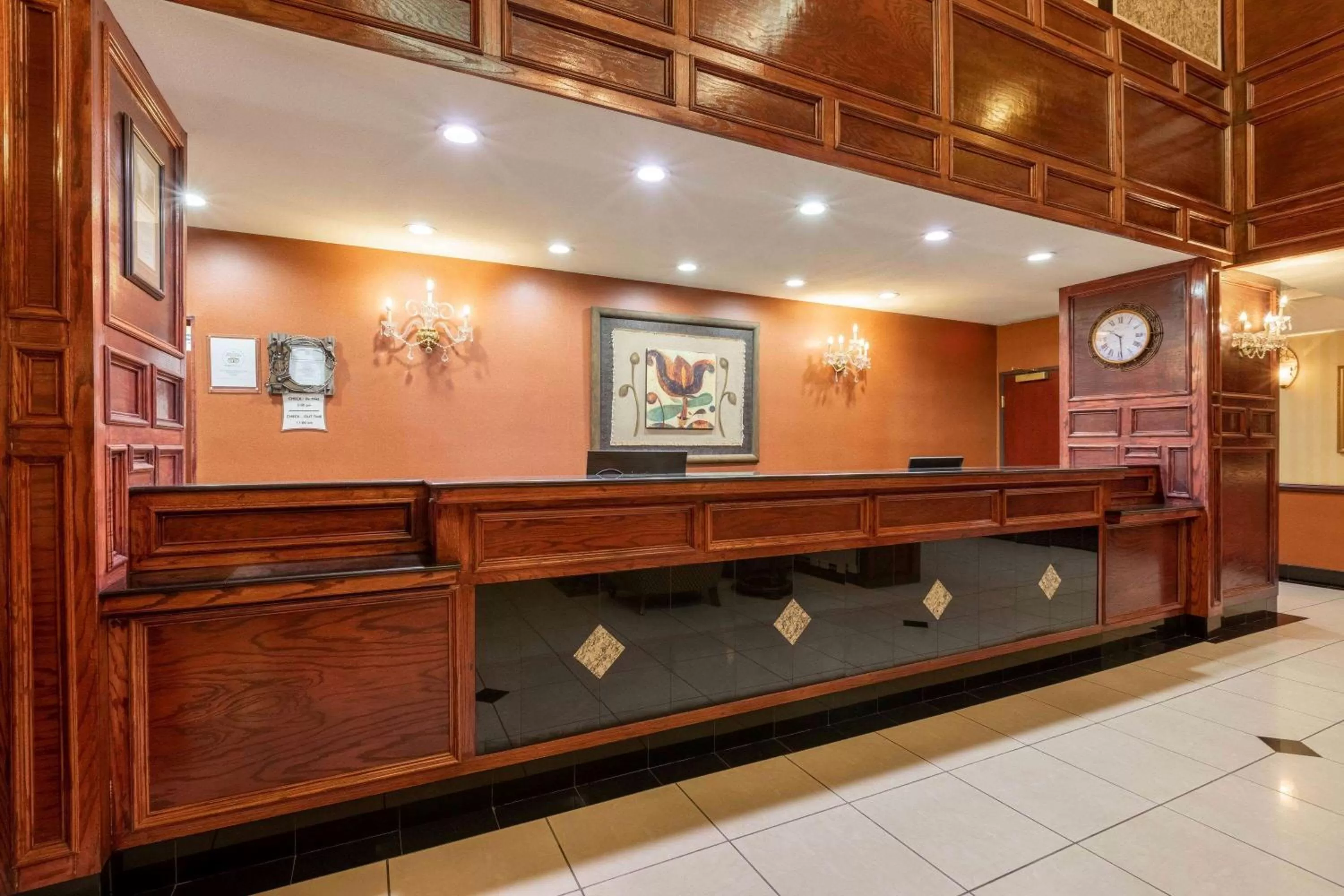 Lobby or reception in La Quinta by Wyndham Dodge City